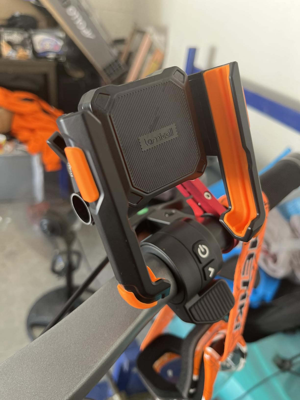 Lamicall Motorcycle Phone Mount Holder - [Camera Friendly] [1s Lock] Bike Phone Holder Handlebar Clamp, Bicycle Scooter Phone Clip, for iPhone Air, 17, 16, 15 Pro Max, Galaxy S25 Ultra, 4.7-7