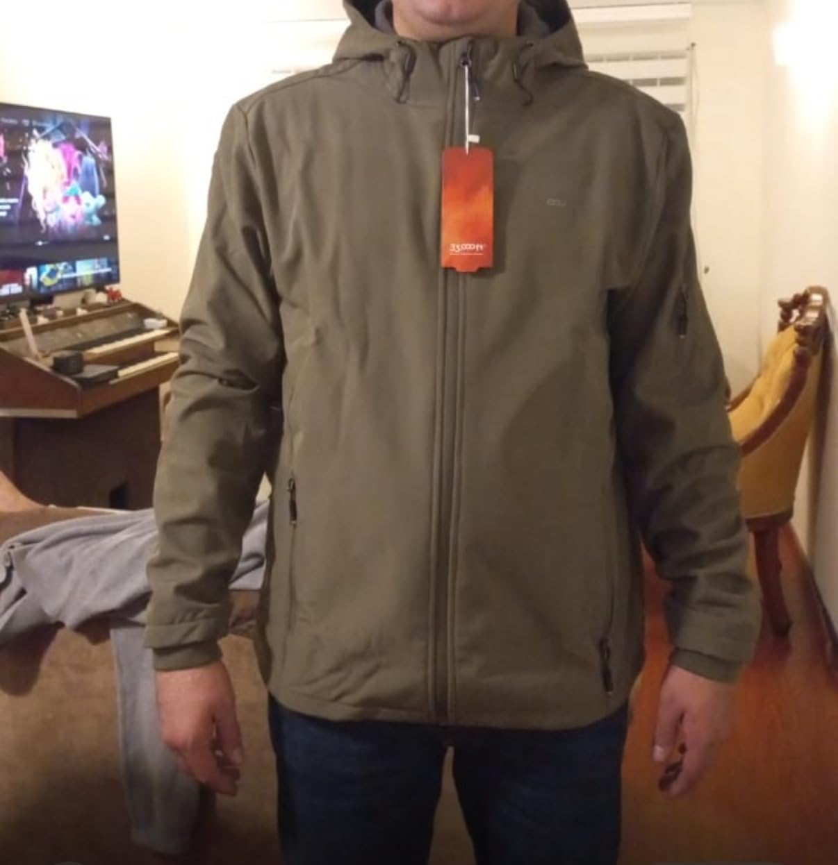 Men's Hooded Softshell Jacket Waterproof Lightweight Insulated Windbreaker Fleece Lined Rain Shell Jacket Customer Review Men's Hooded Softshell Jacket Waterproof Lightweight Insulated Windbreaker Fleece Lined Rain Shell Jacket - Customer Photo 1