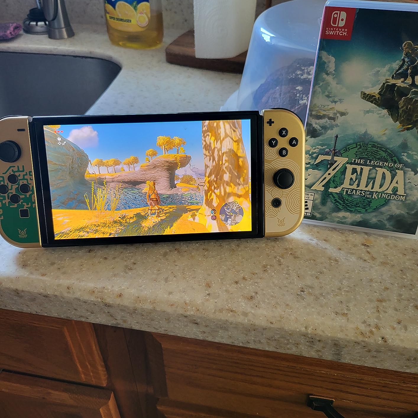Nintendo Switch – OLED Model - The Legend of Zelda: Tears of the Kingdom Edition Customer Review Nintendo Switch – OLED Model - The Legend of Zelda: Tears of the Kingdom Edition - Customer Photo 2