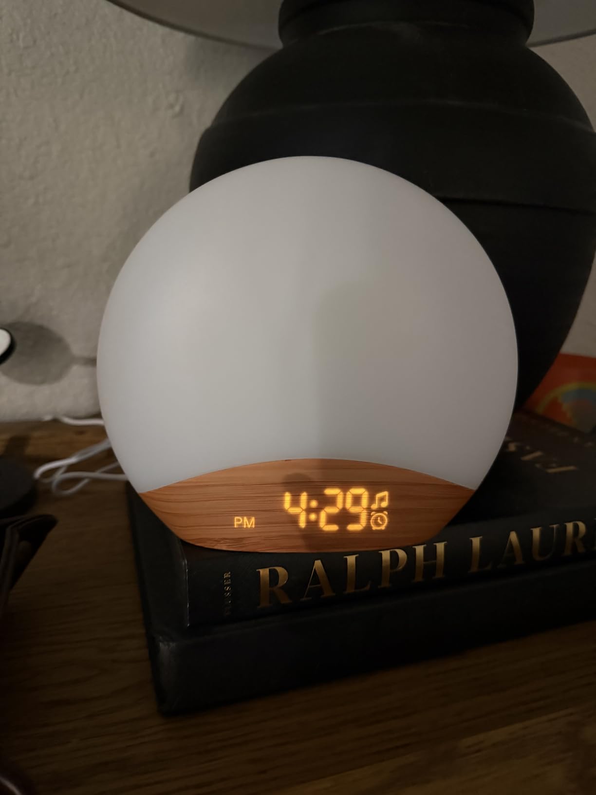 REACHER Wood Grain Sunrise Alarm Clock and Sound Machine Nightlight, Digital Dimmable Clock for Bedroom, 26 Sleep Sounds, White Noise Machine for Baby, Adults, Wake Up Light Alarm Clock for Kids Customer Review REACHER Wood Grain Sunrise Alarm Clock and Sound Machine Nightlight, Digital Dimmable Clock for Bedroom, 26 Sleep Sounds, White Noise Machine for Baby, Adults, Wake Up Light Alarm Clock for Kids - Customer Photo 1