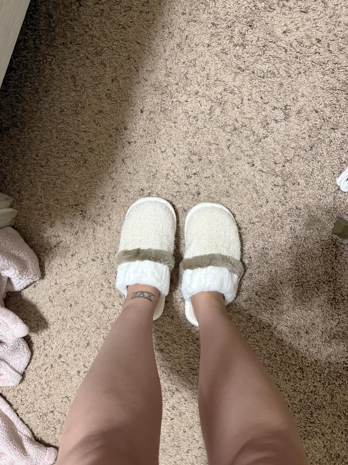 Cozy Slippers for Women Indoor and Outdoor Fuzzy House Shoes with Memory Foam Anti-Skid Sole Gifts for Women Mom Ladies Customer Review Cozy Slippers for Women Indoor and Outdoor Fuzzy House Shoes with Memory Foam Anti-Skid Sole Gifts for Women Mom Ladies - Customer Photo 1