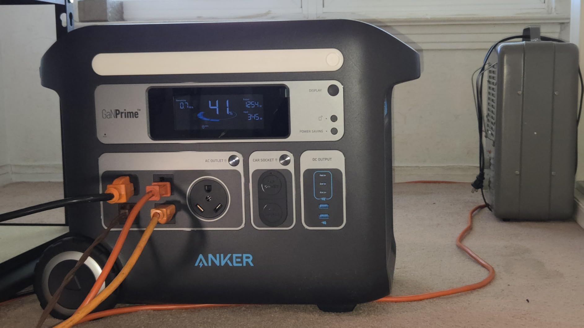Anker SOLIX F2000 Solar Generator, 2048Wh Portable Power Station with 400W Solar Panel, LiFePO4 Batteries, 4 AC Outlets Up to 2400W for Home, Power Outages, Camping, and RVs - Customer Photo 1