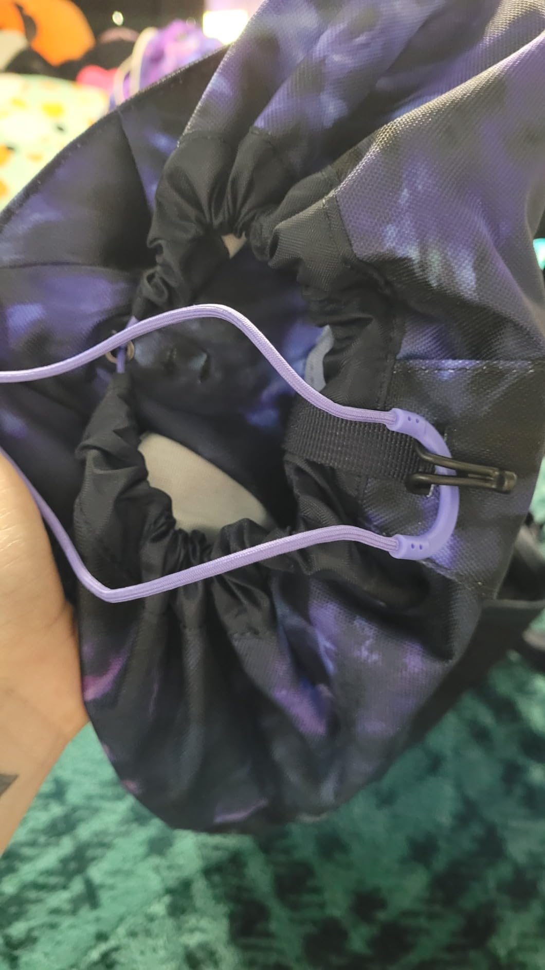Osprey Daylite Cinch Backpack, Tumbleweed Yellow/Tunnel Vision Customer Review Osprey Daylite Cinch Backpack, Tumbleweed Yellow/Tunnel Vision - Customer Photo 3