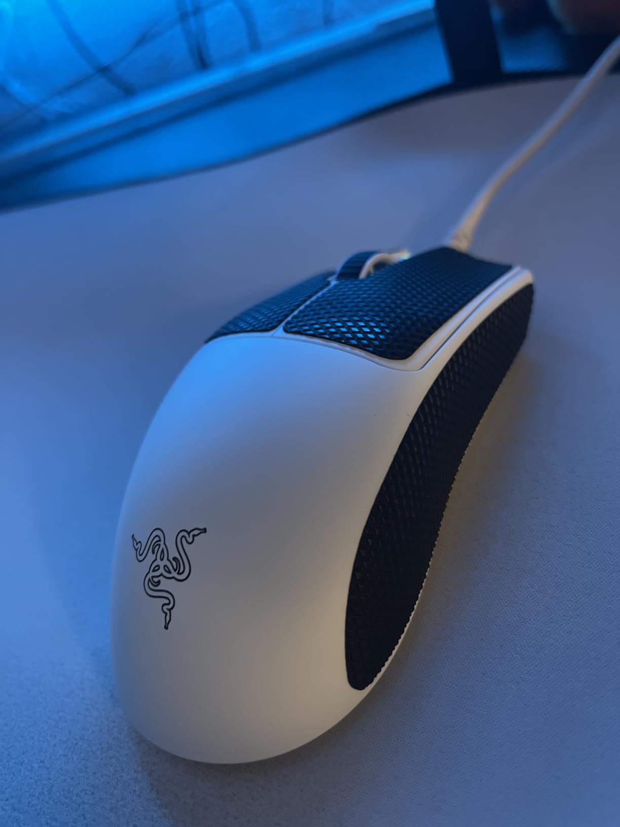 Razer Viper V3 Pro Wireless Esports Gaming Mouse: Symmetrical - 54g Lightweight - 8K Polling - 35K DPI Optical Sensor - Gen3 Optical Switches - 8 Programmable Buttons - 95 Hr Battery - Black Customer Review Razer Viper V3 Pro Wireless Esports Gaming Mouse: Symmetrical - 54g Lightweight - 8K Polling - 35K DPI Optical Sensor - Gen3 Optical Switches - 8 Programmable Buttons - 95 Hr Battery - Black - Customer Photo 2