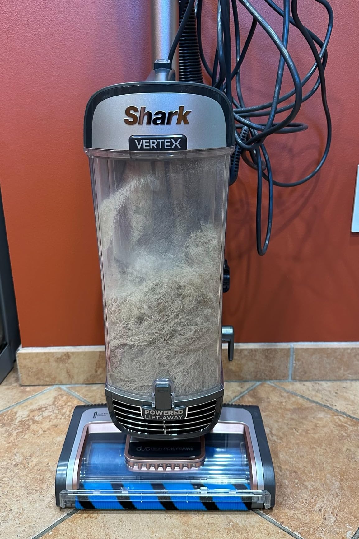 Shark POWERDETECT Upright Vacuum Cleaner with HEPA Filter, Heavy Duty Vacuum with Powerful Suction for Pet Hair Pickup, DuoClean Technology, Powered Lift-Away, Ideal for Carpets & Hardfloors, AZ4002 Customer Review Shark POWERDETECT Upright Vacuum Cleaner with HEPA Filter, Heavy Duty Vacuum with Powerful Suction for Pet Hair Pickup, DuoClean Technology, Powered Lift-Away, Ideal for Carpets & Hardfloors, AZ4002 - Customer Photo 2
