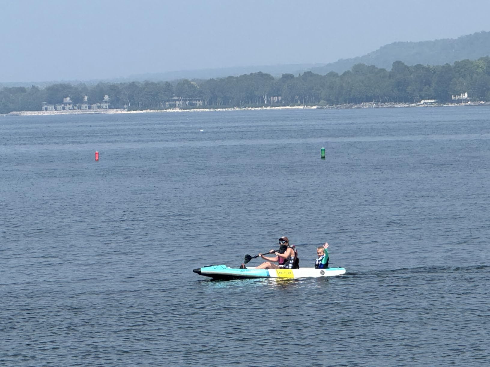 Sea Eagle EZLITE 10 Ultralight, All Woven, Drop Stitch, Rigid, High Performance, Easy Setup, 10' Solo Inflatable Kayak w/Backpack, Seat Paddle and Adjustable Footrests Customer Review Sea Eagle EZLITE 10 Ultralight, All Woven, Drop Stitch, Rigid, High Performance, Easy Setup, 10' Solo Inflatable Kayak w/Backpack, Seat Paddle and Adjustable Footrests - Customer Photo 1