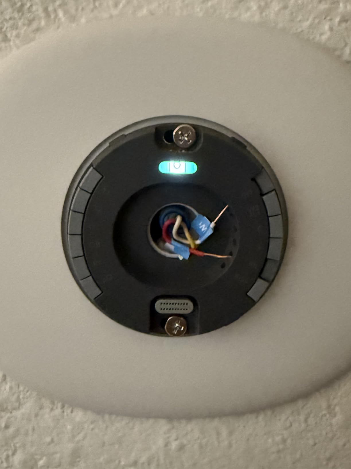 Google Nest Learning Thermostat (4th gen) + Nest Temperature Sensor (2nd gen) - Silver Customer Review Google Nest Learning Thermostat (4th gen) + Nest Temperature Sensor (2nd gen) - Silver - Customer Photo 2