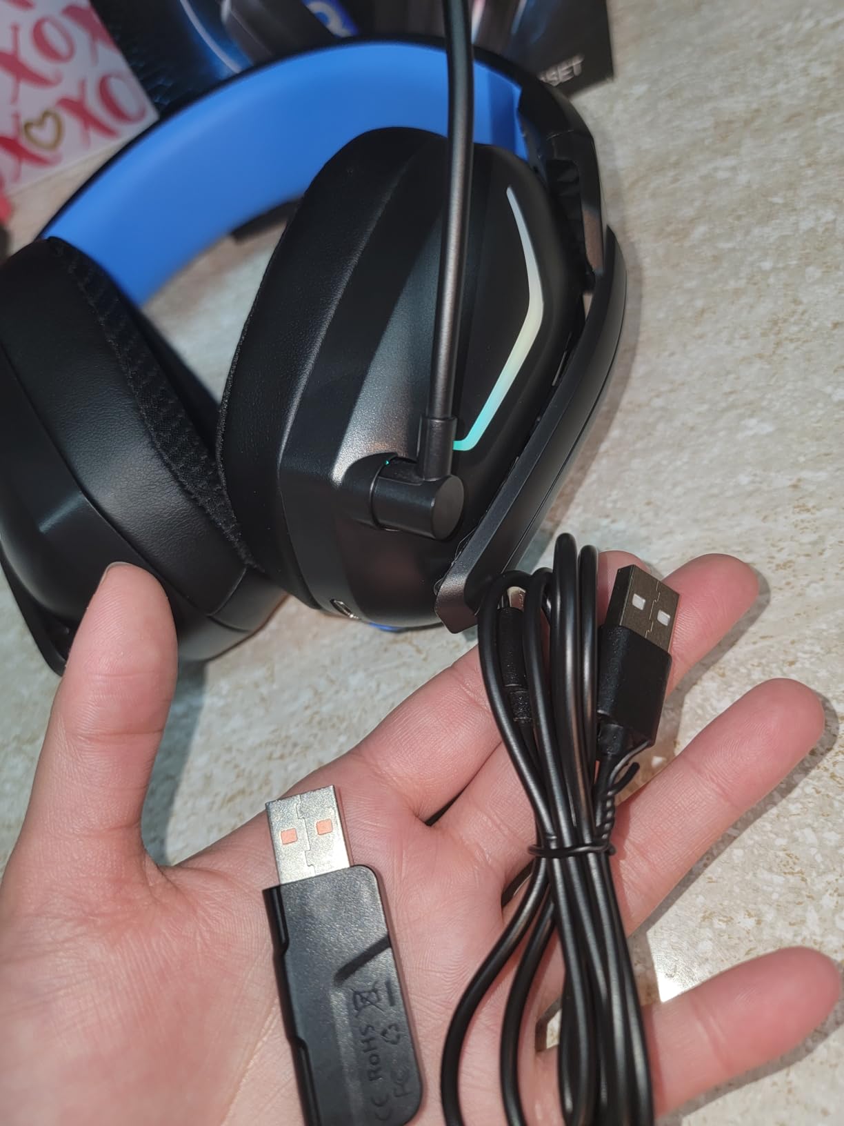 Fachixy Wireless Gaming Headset with Microphone for PC, PS5, PS4, Bluetooth Gaming Headphones - Fast Charge 50Hr Battery, Cool LED Lights for Switch, Laptop, Mobile, Mac 2.4GHz Gamer Headset Customer Review Fachixy Wireless Gaming Headset with Microphone for PC, PS5, PS4, Bluetooth Gaming Headphones - Fast Charge 50Hr Battery, Cool LED Lights for Switch, Laptop, Mobile, Mac 2.4GHz Gamer Headset - Customer Photo 3