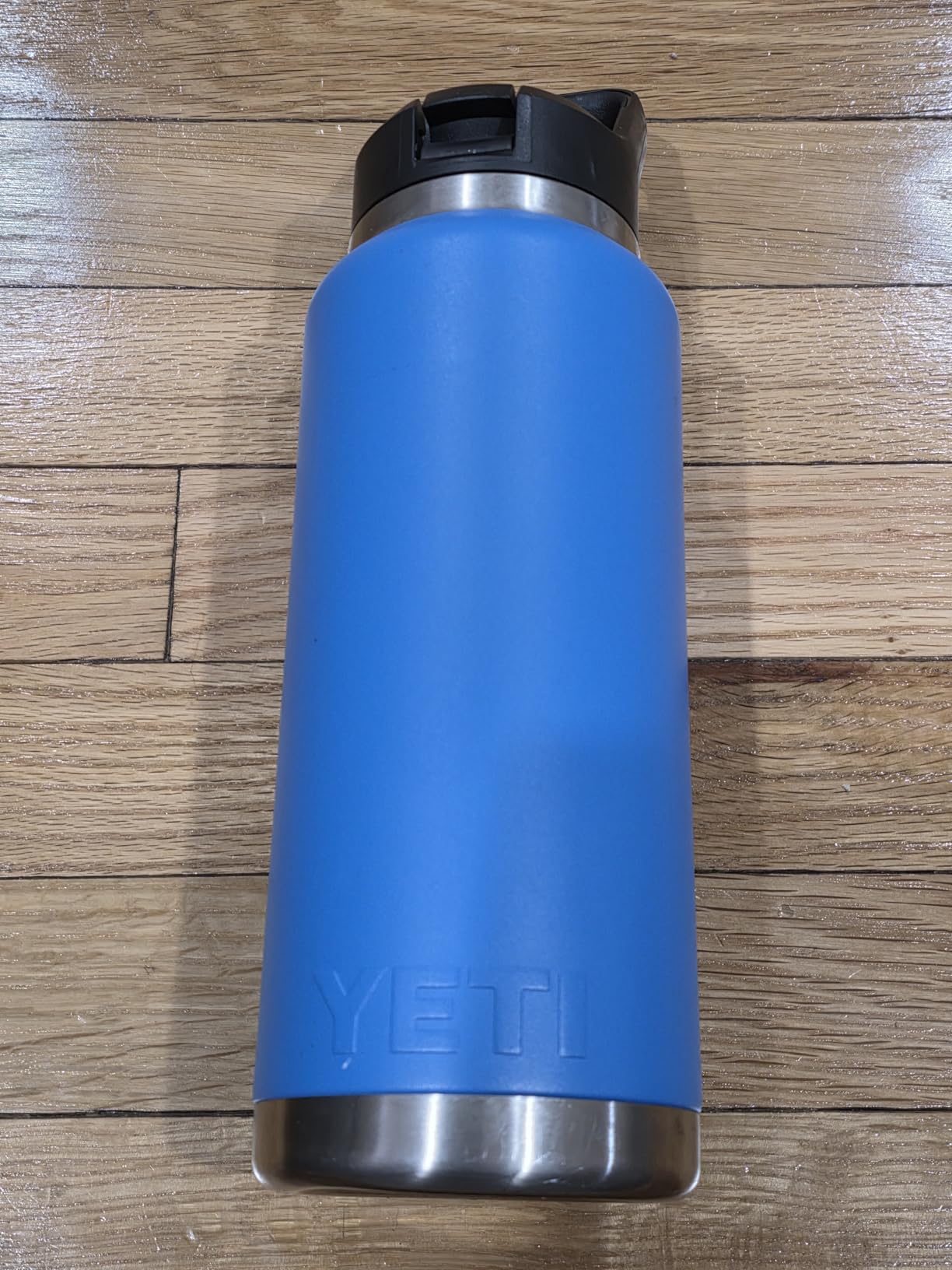 YETI Rambler 36 oz Bottle, Vacuum Insulated, Leakproof, Stainless Steel with Chug Cap Customer Review YETI Rambler 36 oz Bottle, Vacuum Insulated, Leakproof, Stainless Steel with Chug Cap - Customer Photo 2