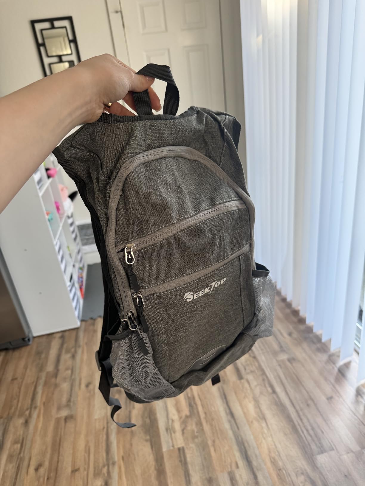 Seektop 20L Hiking Backpack Ultra Lightweight Waterproof Travel Backpack Packable Small Outdoor Bag Foldable Day Pack for Women Men Customer Review Seektop 20L Hiking Backpack Ultra Lightweight Waterproof Travel Backpack Packable Small Outdoor Bag Foldable Day Pack for Women Men - Customer Photo 3