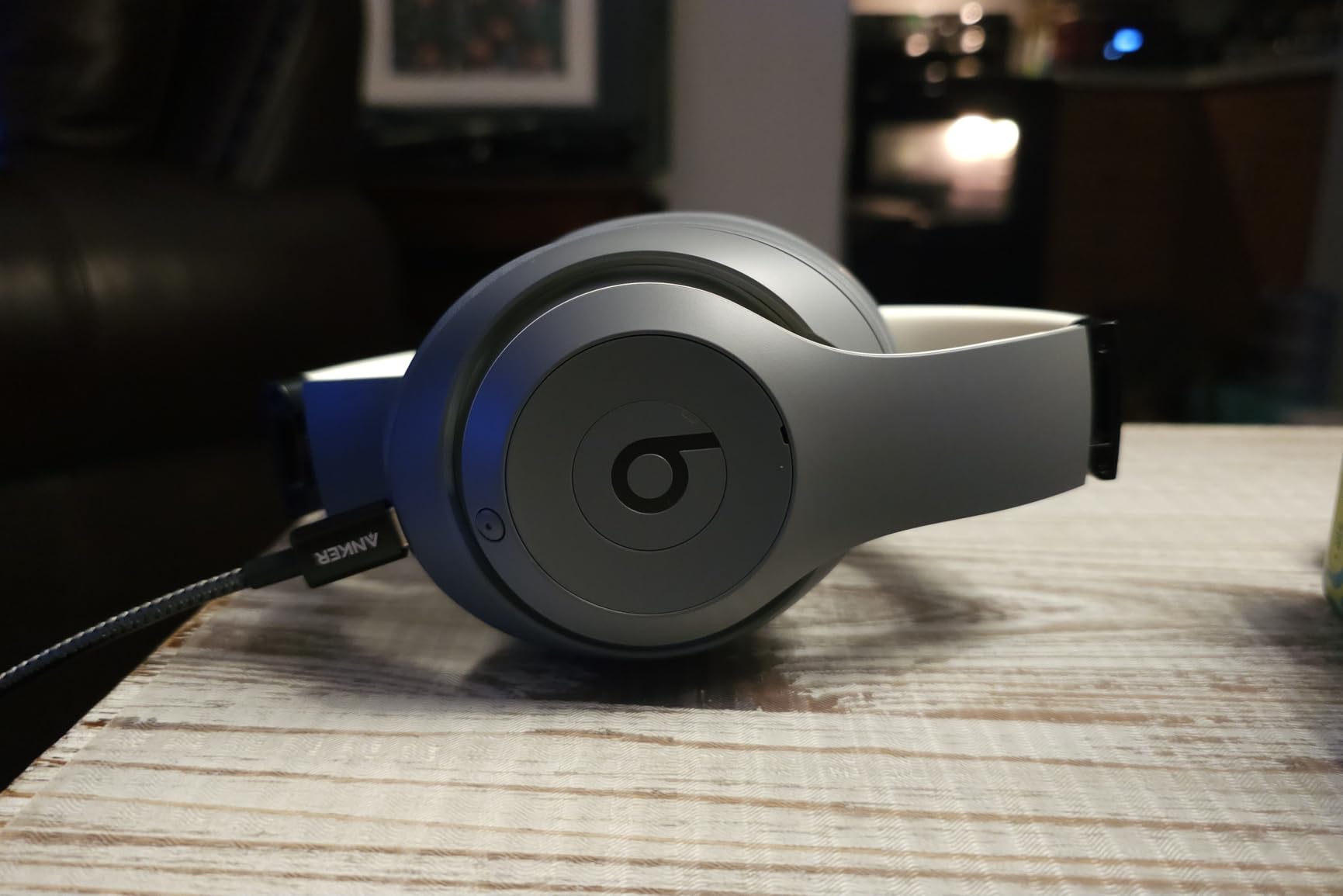 Beats Studio Pro - Premium Wireless Over-Ear Headphones- Up to 40-Hour Battery Life, Active Noise Cancelling, USB-C Lossless Audio, Apple & Android Compatible - Matte White Customer Review Beats Studio Pro - Premium Wireless Over-Ear Headphones- Up to 40-Hour Battery Life, Active Noise Cancelling, USB-C Lossless Audio, Apple & Android Compatible - Matte White - Customer Photo 1