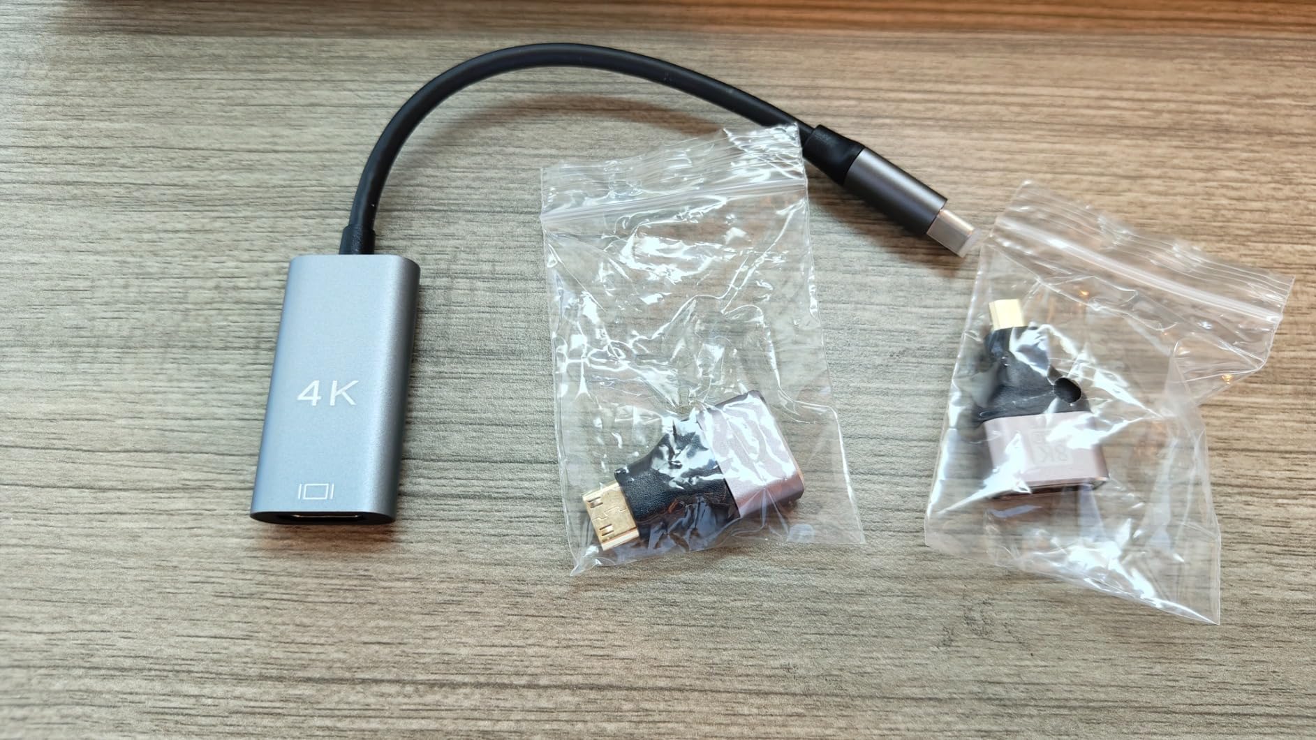 Fimilo Wireless HDMI Transmitter and Receiver, Plug & Play Portable Wireless HDMI Extender Kit 4K Support 2.4/5.8Ghz 100Ft Customer Review Fimilo Wireless HDMI Transmitter and Receiver, Plug & Play Portable Wireless HDMI Extender Kit 4K Support 2.4/5.8Ghz 100Ft - Customer Photo 1