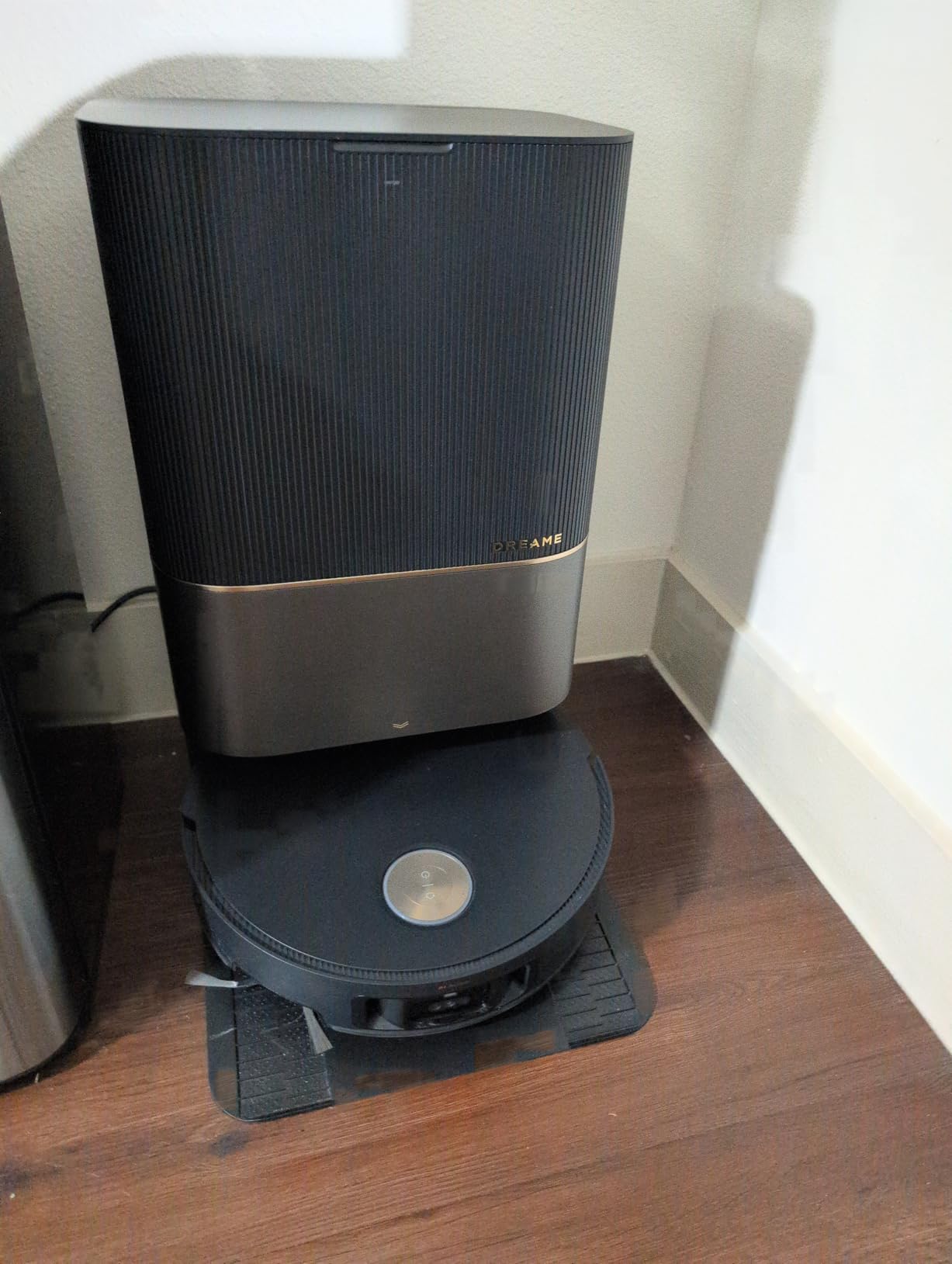 DREAME X50 Ultra White Robot Vacuum and Mop with Auto-Empty and Mop Self-Cleaning, 20,000Pa Suction, Obstacle Avoidance and 360° Navigation, Corner to Edge Deep Cleaning, Detangling Brush - Customer Photo 2
