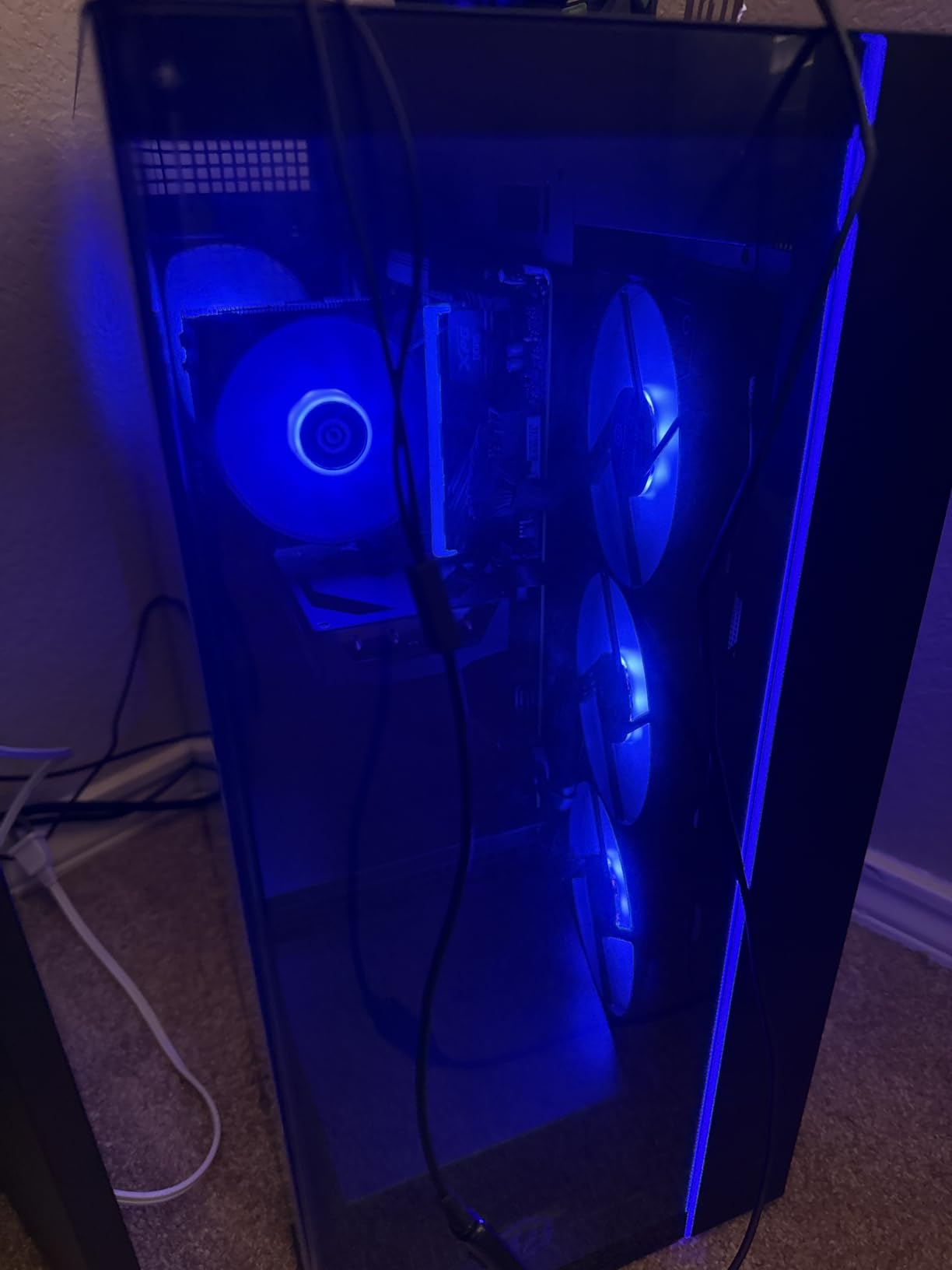 CyberPowerPC Gamer Master Gaming PC, AMD Ryzen 7 8700F 4.1GHz, GeForce RTX 5060 Ti 8GB, 16GB DDR5, 1TB PCIe 4.0 SSD, WiFi Ready & Windows 11 Home (GMA2900A2) Customer Review CyberPowerPC Gamer Master Gaming PC, AMD Ryzen 7 8700F 4.1GHz, GeForce RTX 5060 Ti 8GB, 16GB DDR5, 1TB PCIe 4.0 SSD, WiFi Ready & Windows 11 Home (GMA2900A2) - Customer Photo 2