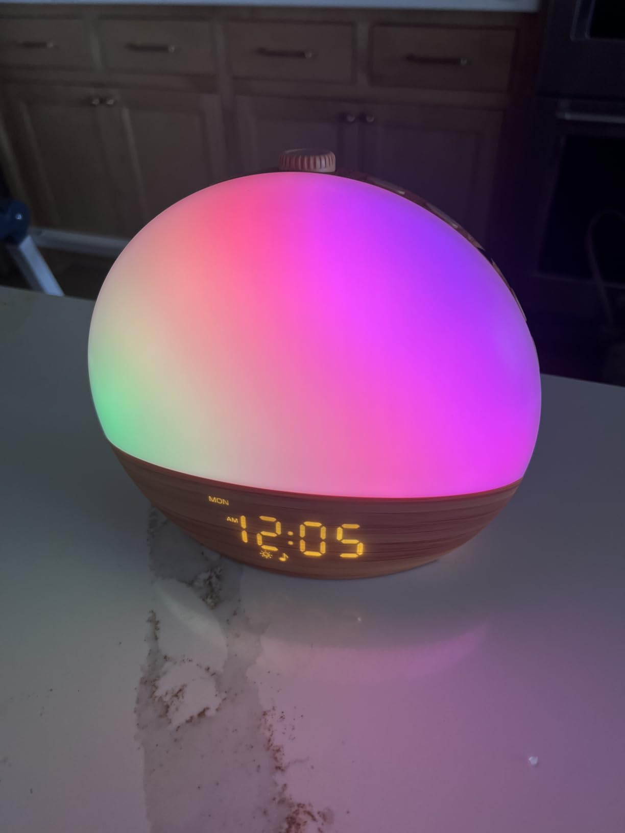 Sunrise Alarm Clock with Sound Machine - Wake Up Light, Wood Grain, Bluetooth, Dual Digital Alarm Clocks for Bedrooms, Adjustable Brightness, 30 Sleep Sounds, White Noise Machine for Baby & Adults Customer Review Sunrise Alarm Clock with Sound Machine - Wake Up Light, Wood Grain, Bluetooth, Dual Digital Alarm Clocks for Bedrooms, Adjustable Brightness, 30 Sleep Sounds, White Noise Machine for Baby & Adults - Customer Photo 1