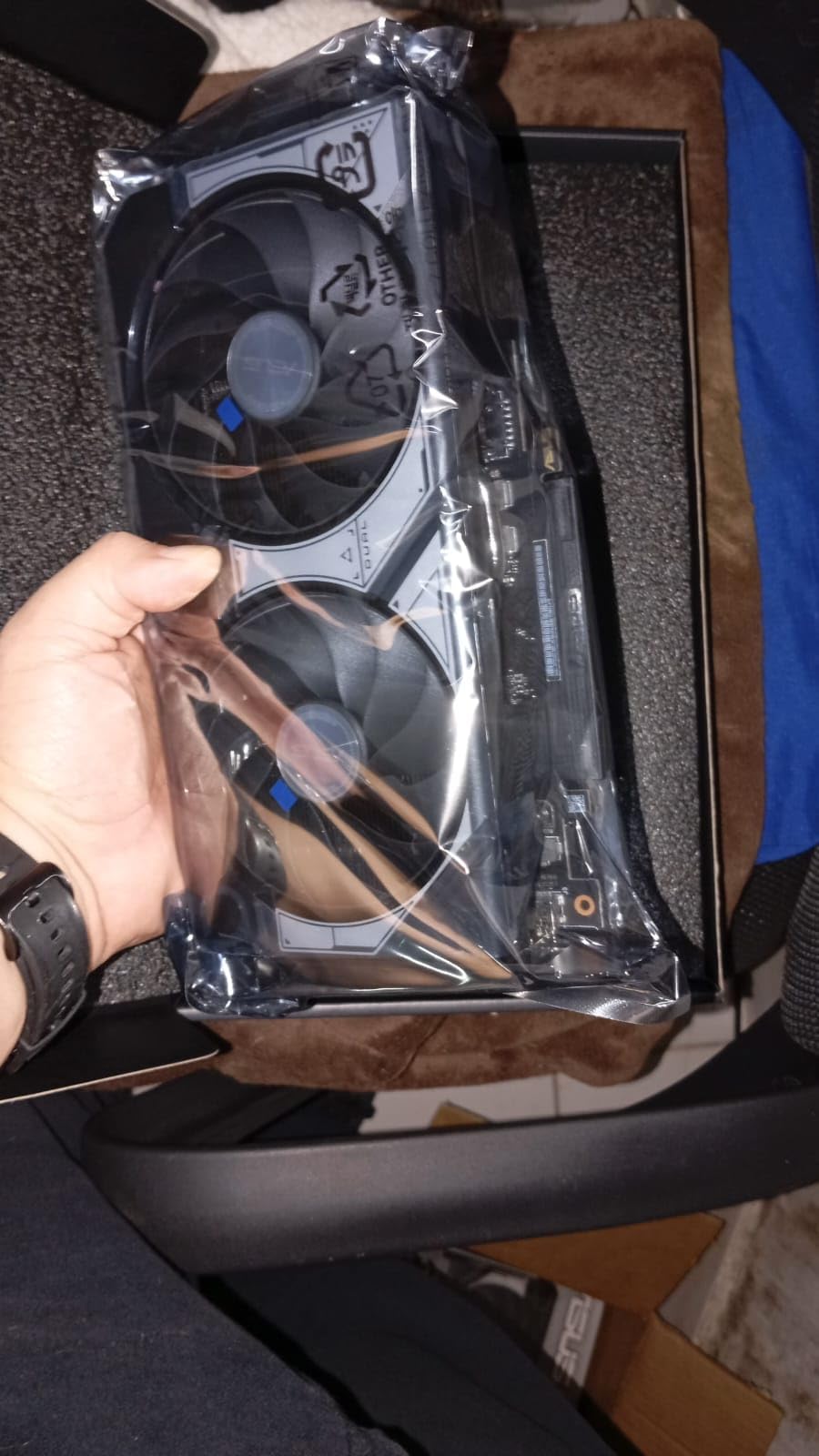 ASUS The SFF-Ready Prime GeForce RTX™ 5060 8GB GDDR7 OC Edition Graphics Card (PCIe® 5.0, 8GB GDDR7, HDMI®/DP 2.1, 2.5-Slot, Axial-tech Fans, Dual BIOS) Customer Review ASUS The SFF-Ready Prime GeForce RTX™ 5060 8GB GDDR7 OC Edition Graphics Card (PCIe® 5.0, 8GB GDDR7, HDMI®/DP 2.1, 2.5-Slot, Axial-tech Fans, Dual BIOS) - Customer Photo 1