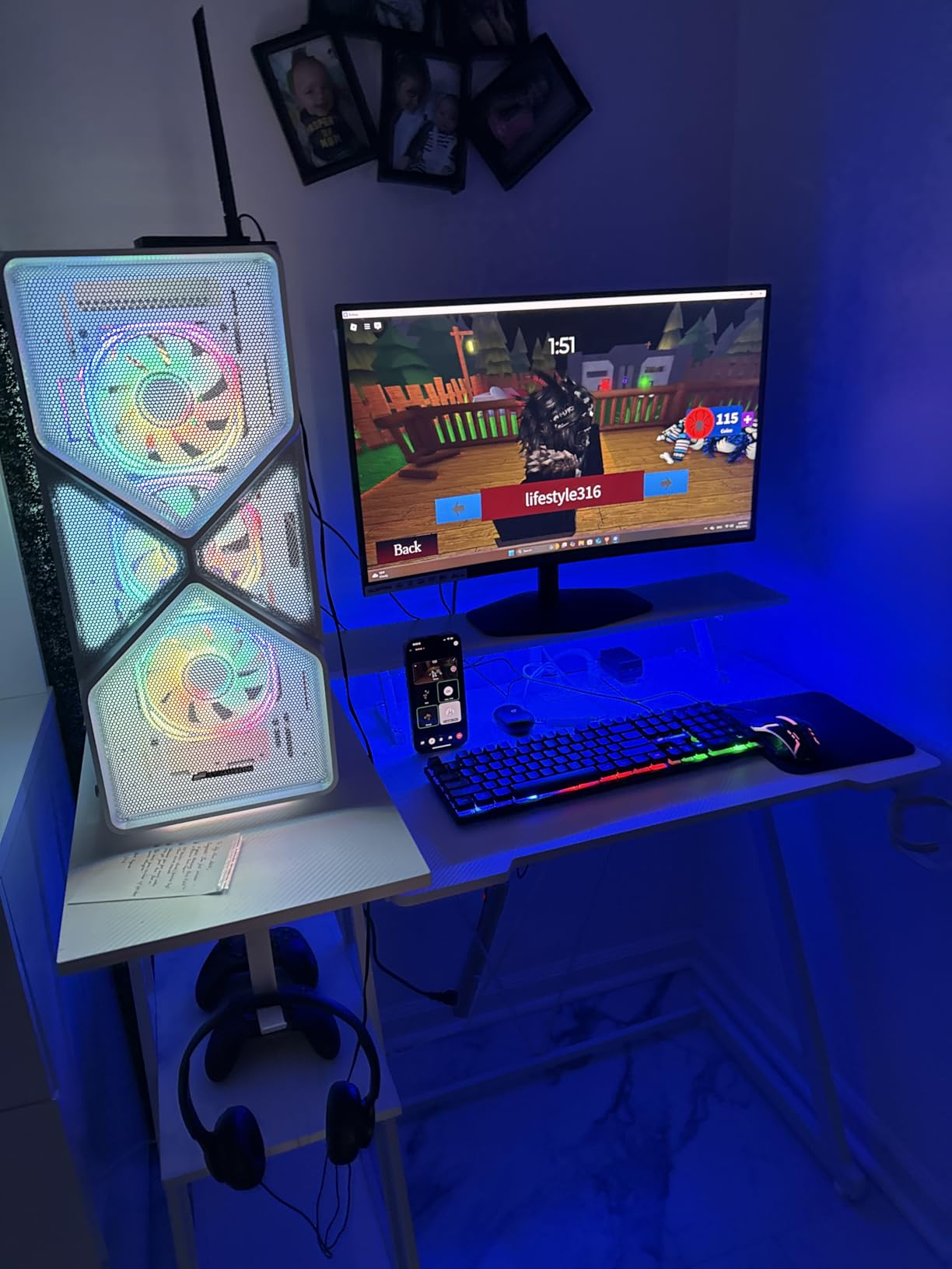 Sceptre New Curved 27-inch Gaming Monitor 1500R 100Hz HDMI X2 DisplayPort 1ms 100% sRGB, Build-in Speakers Machine Black 2026 (C275W-FW100T) - Customer Photo 2