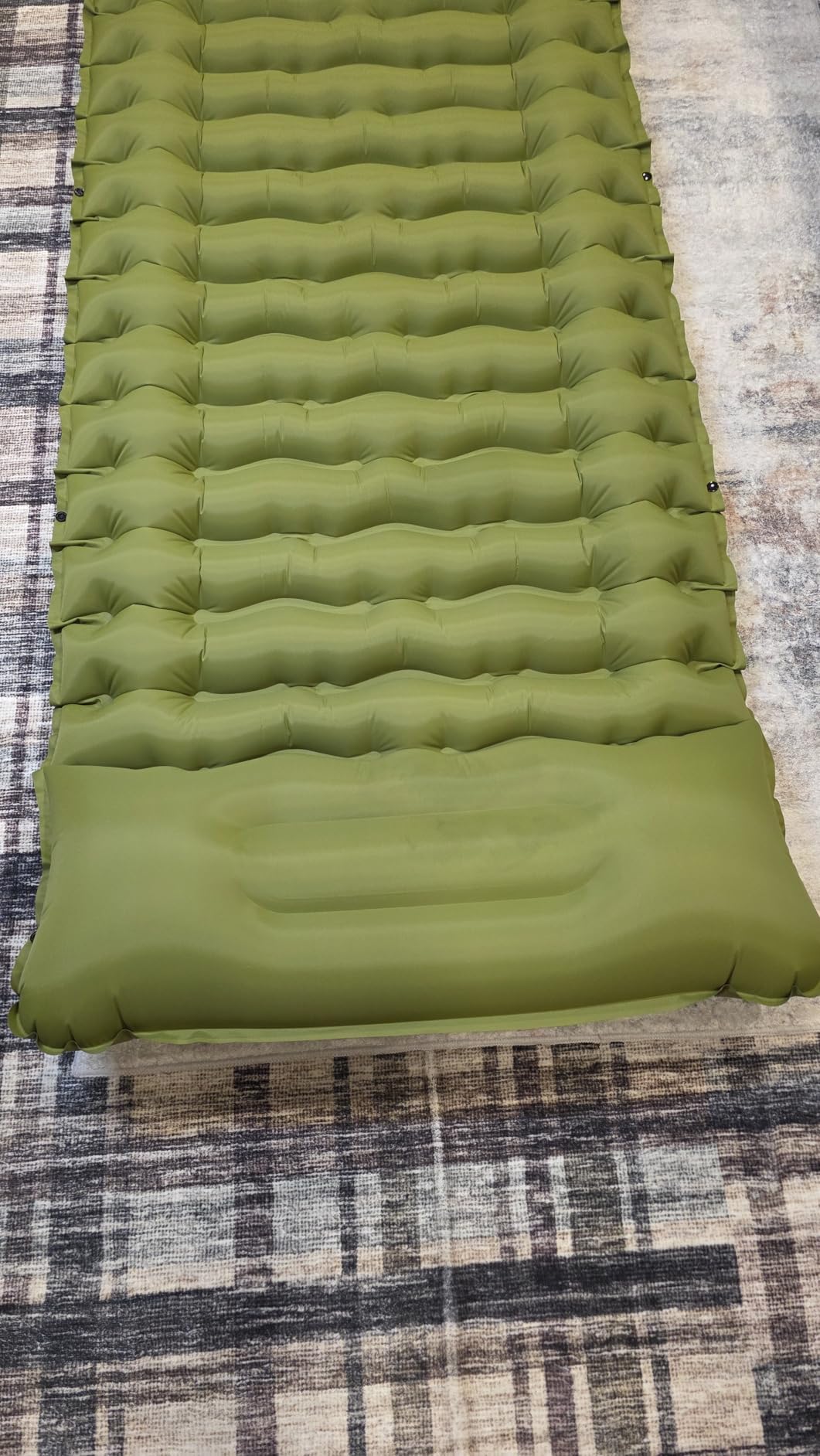 Sleeping Pad, Ultralight Inflatable Sleeping Pad for Camping with Pillow Built-in Foot Pump, Extra Thick Compact Camping Sleeping Mat for Hiking, Backpacking, Tent Use - Customer Photo 2