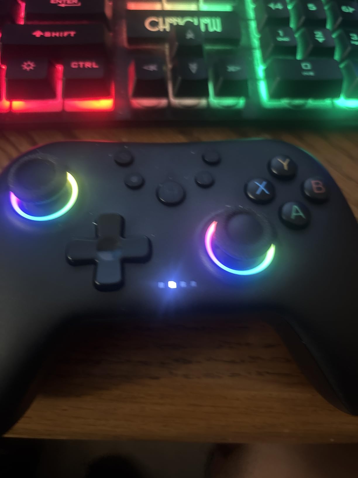 AceGamer Aurora II 2.4G Wireless Bluetooth Controller for PC/Android/Switch/iOS/Switch 2/Steam Deck with Rotary Motors, RGB Hall Effect Joysticks - Upgraded PC Gaming Controller and Back Buttons Lock Customer Review AceGamer Aurora II 2.4G Wireless Bluetooth Controller for PC/Android/Switch/iOS/Switch 2/Steam Deck with Rotary Motors, RGB Hall Effect Joysticks - Upgraded PC Gaming Controller and Back Buttons Lock - Customer Photo 4