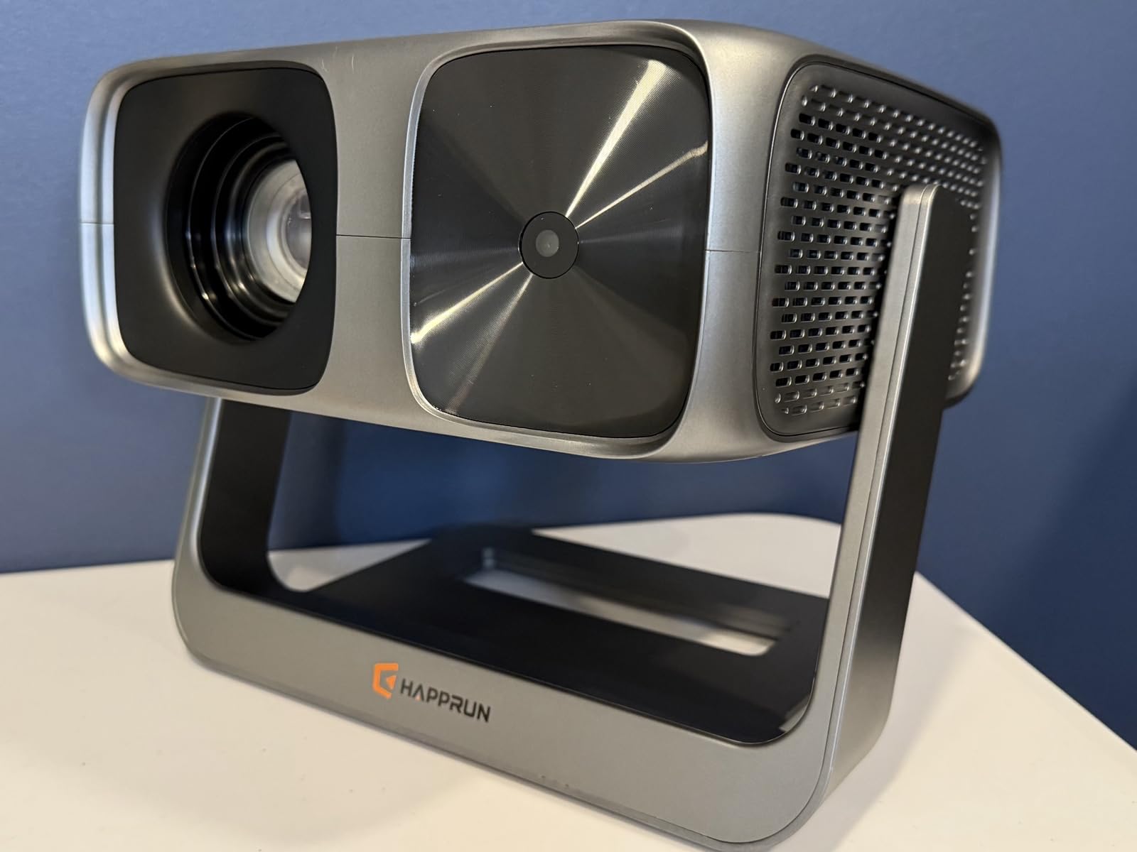 2000 ANSI Official Licensed Google TV Outdoor Projector 4K Full HD, Smart Projector with Wifi and Bluetooth, Auto Focus, Dolby Sound, Built-in Apps, HAPPRUN Indoor Home Theater with 270° Stand Customer Review 2000 ANSI Official Licensed Google TV Outdoor Projector 4K Full HD, Smart Projector with Wifi and Bluetooth, Auto Focus, Dolby Sound, Built-in Apps, HAPPRUN Indoor Home Theater with 270° Stand - Customer Photo 2