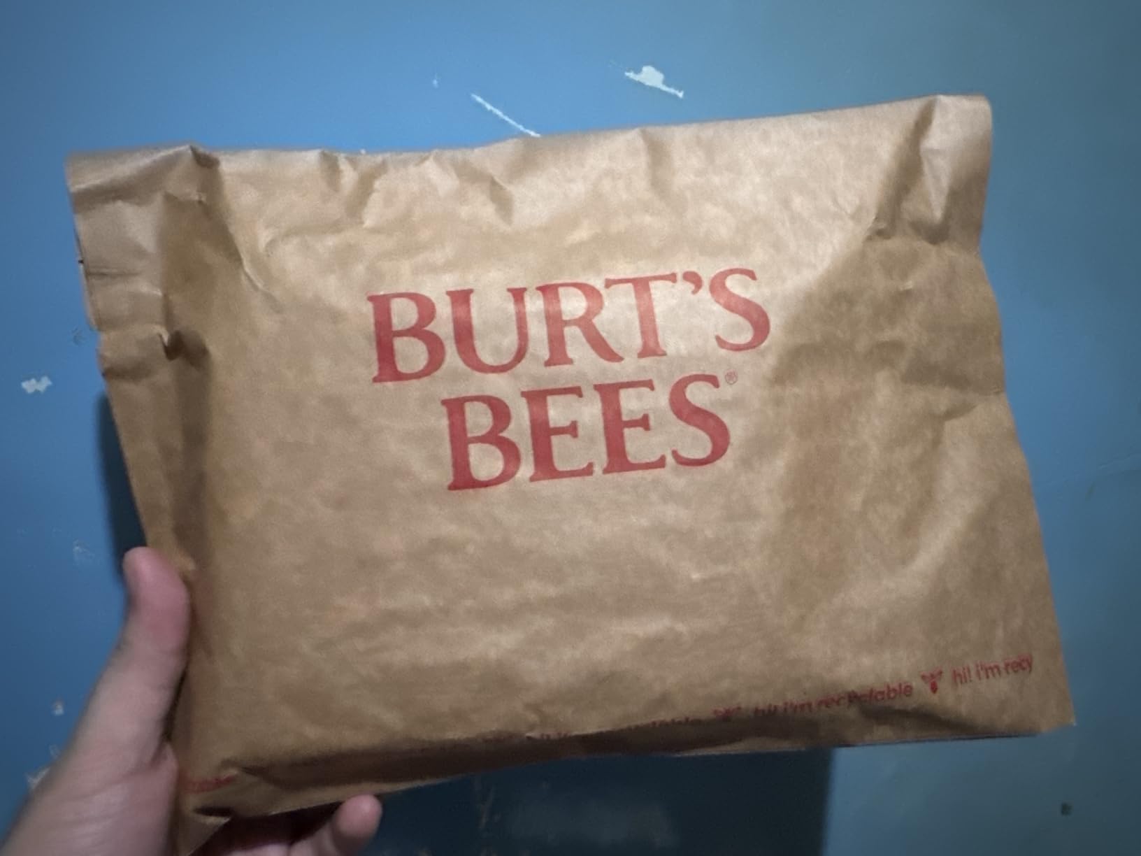 Burt's Bees Christmas Gifts, 3 Body Skincare Stocking Stuffers, Hand Repair Set, 3 Hand Creams plus Gloves - Almond Milk Hand Cream, Lemon Butter Cuticle Cream, Shea Butter Hand Repair Cream Customer Review Burt's Bees Christmas Gifts, 3 Body Skincare Stocking Stuffers, Hand Repair Set, 3 Hand Creams plus Gloves - Almond Milk Hand Cream, Lemon Butter Cuticle Cream, Shea Butter Hand Repair Cream - Customer Photo 2
