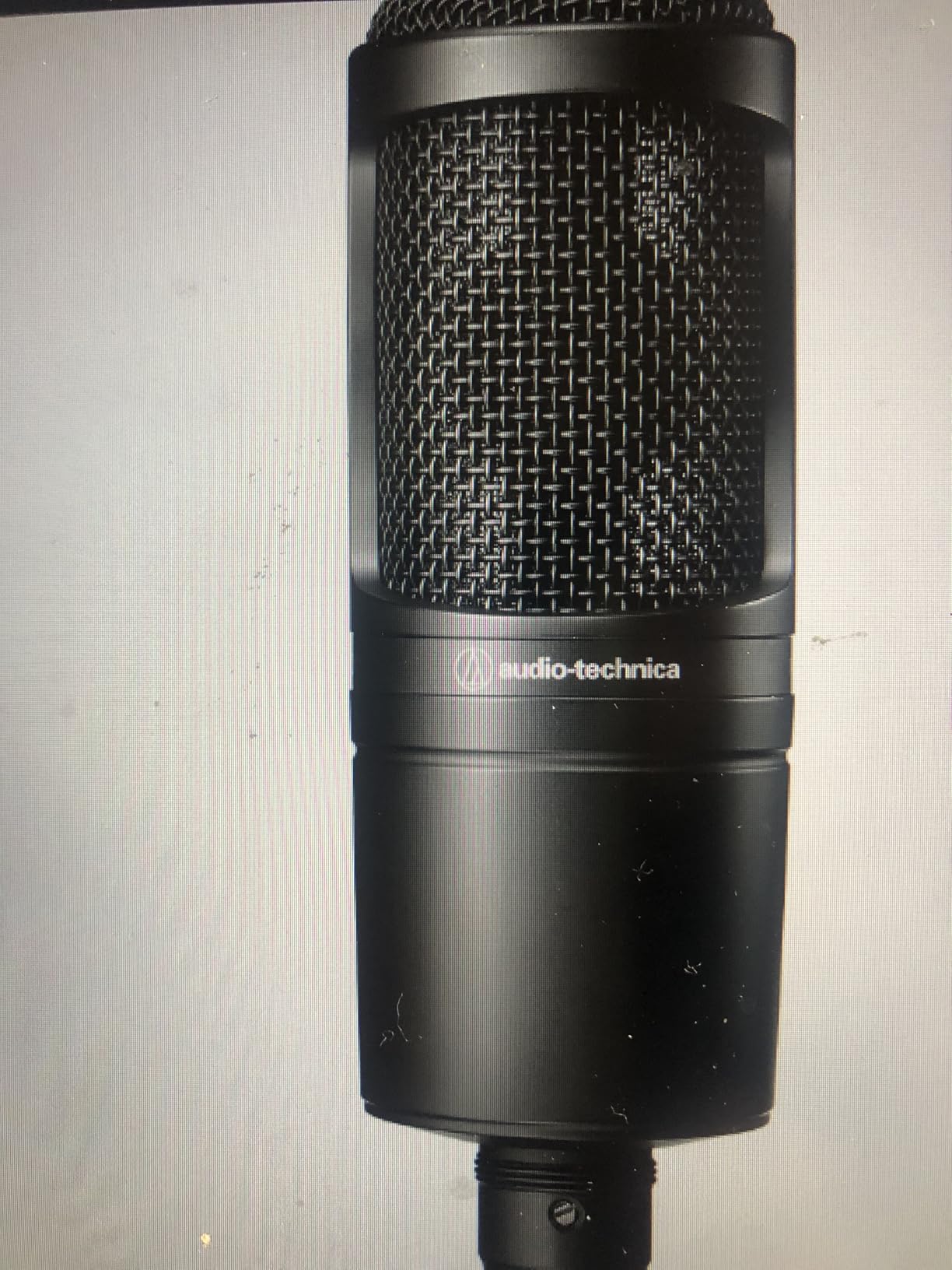 Audio-Technica AT2035 Cardioid Condenser Microphone, Perfect for Studio, Podcasting & Streaming, XLR Output, Includes Custom Shock Mount - Customer Photo 002