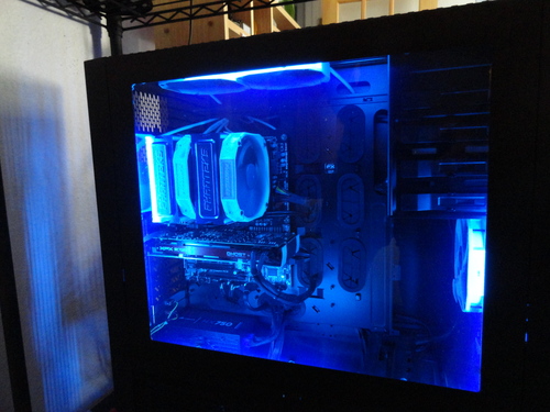 AMD 45646788 FD8350FRHKBOX FX-8350 FX-Series 8-Core Black Edition Processor - Customer Photo 001