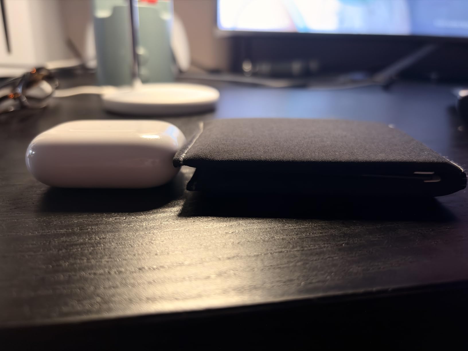 SlimFold MICRO Minimalist Front Pocket Vegan Slim Wallets for Men (RFID Blocking) Customer Review SlimFold MICRO Minimalist Front Pocket Vegan Slim Wallets for Men (RFID Blocking) - Customer Photo 1
