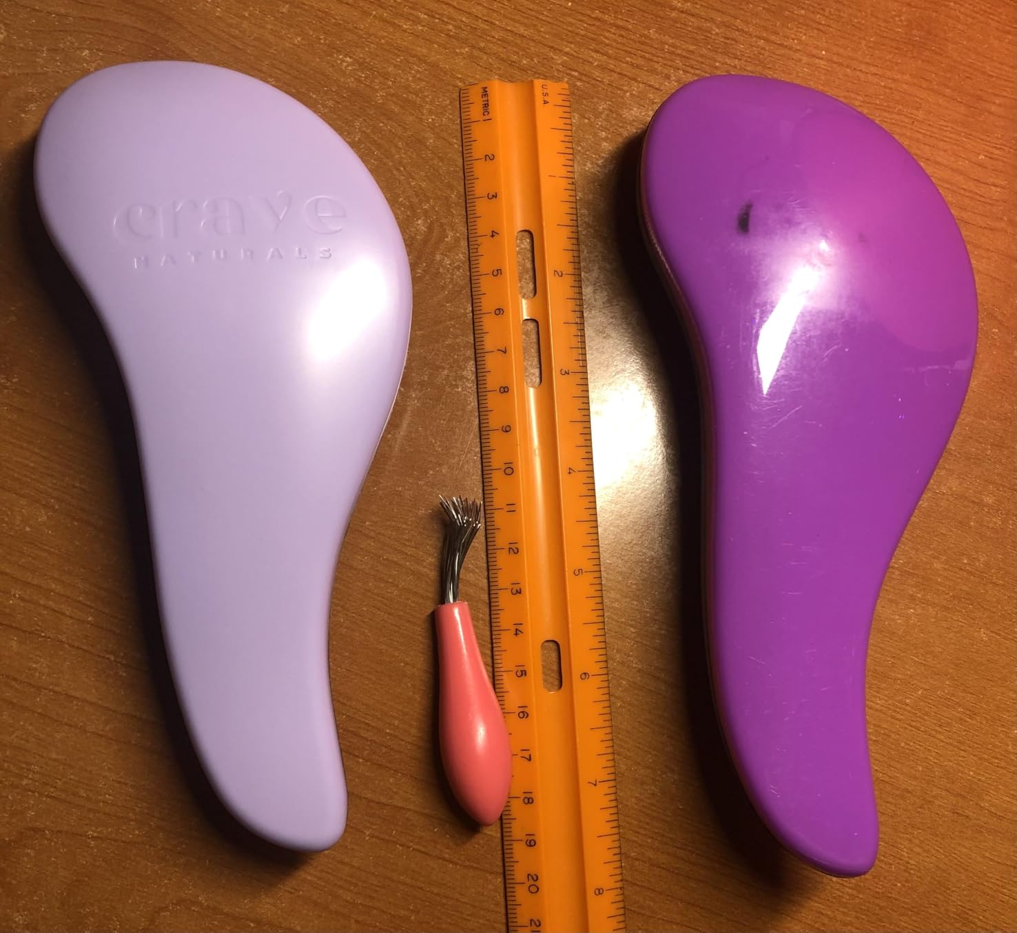 Crave Naturals Glide Thru Detangling Hairbrush That Glides Through Tangles for Wet, Dry and Damaged Hair - Gentle Detangler Styling Tool for Adults, Kids, Men and Women - 7.5 x 3 in, Turquoise Customer Review Crave Naturals Glide Thru Detangling Hairbrush That Glides Through Tangles for Wet, Dry and Damaged Hair - Gentle Detangler Styling Tool for Adults, Kids, Men and Women - 7.5 x 3 in, Turquoise - Customer Photo 2