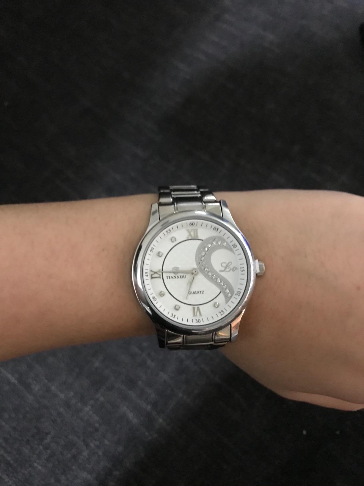 DREAMING Q&P Valentine's Romantic His and Hers Quartz Analog Wrist Watches Gifts Set for Lovers Set of 2 Customer Review DREAMING Q&P Valentine's Romantic His and Hers Quartz Analog Wrist Watches Gifts Set for Lovers Set of 2 - Customer Photo 1