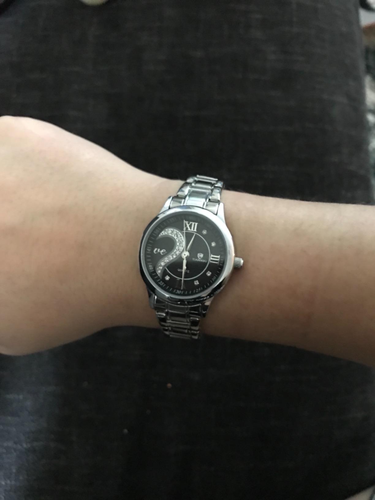 DREAMING Q&P Valentine's Romantic His and Hers Quartz Analog Wrist Watches Gifts Set for Lovers Set of 2 Customer Review DREAMING Q&P Valentine's Romantic His and Hers Quartz Analog Wrist Watches Gifts Set for Lovers Set of 2 - Customer Photo 2