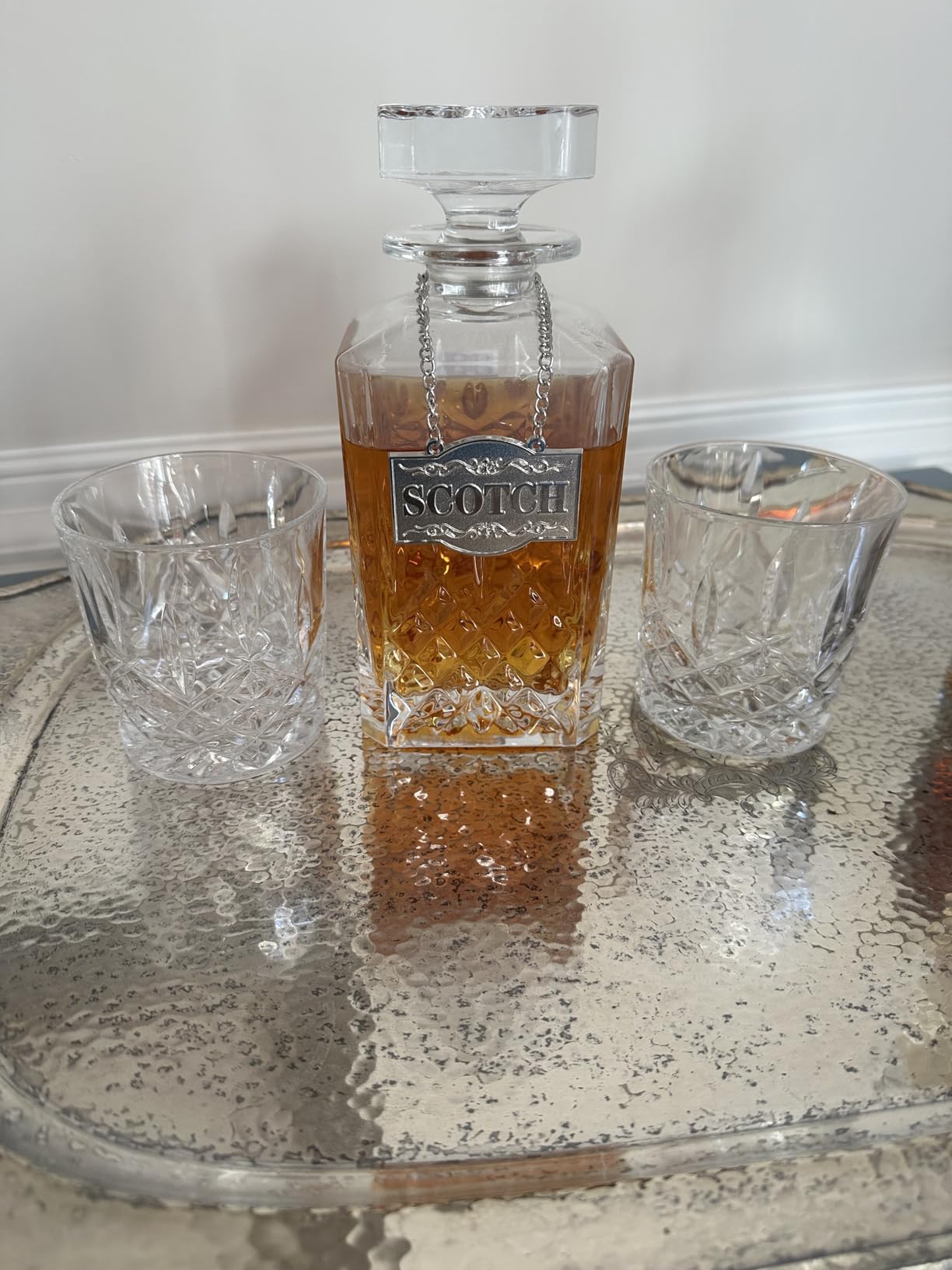 Marquis By Waterford Markham Square Decanter & Double Old Fashion Pair Decanter Set, 2 Count (Pack of 1), Clear, 30 fluid ounces Customer Review Marquis By Waterford Markham Square Decanter & Double Old Fashion Pair Decanter Set, 2 Count (Pack of 1), Clear, 30 fluid ounces - Customer Photo 1
