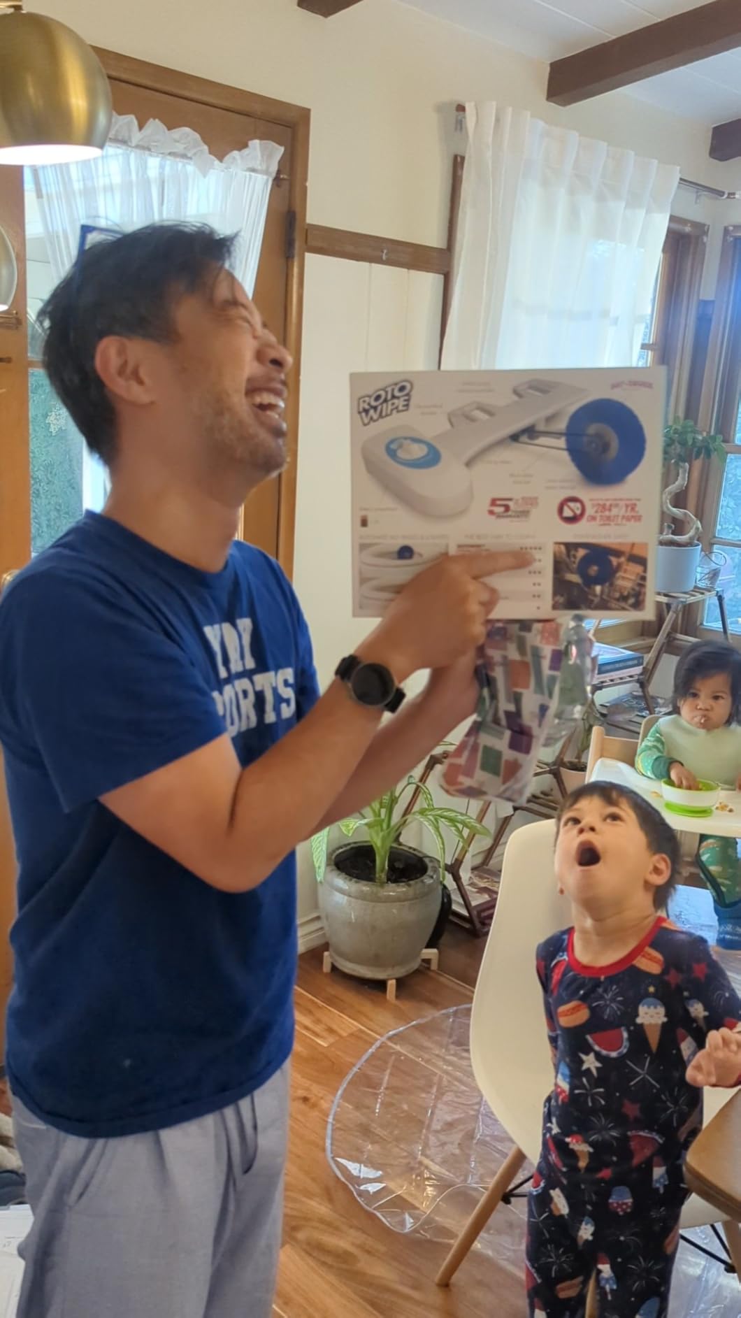 Roto Wipe - Funniest Prank Gift Box, Hilarious Empty Gag Gift for White Elephant & Christmas, Funny Gift Box for Coworkers, Friends & Men Who Have Everything, As Seen on Shark Tank - Customer Photo 1