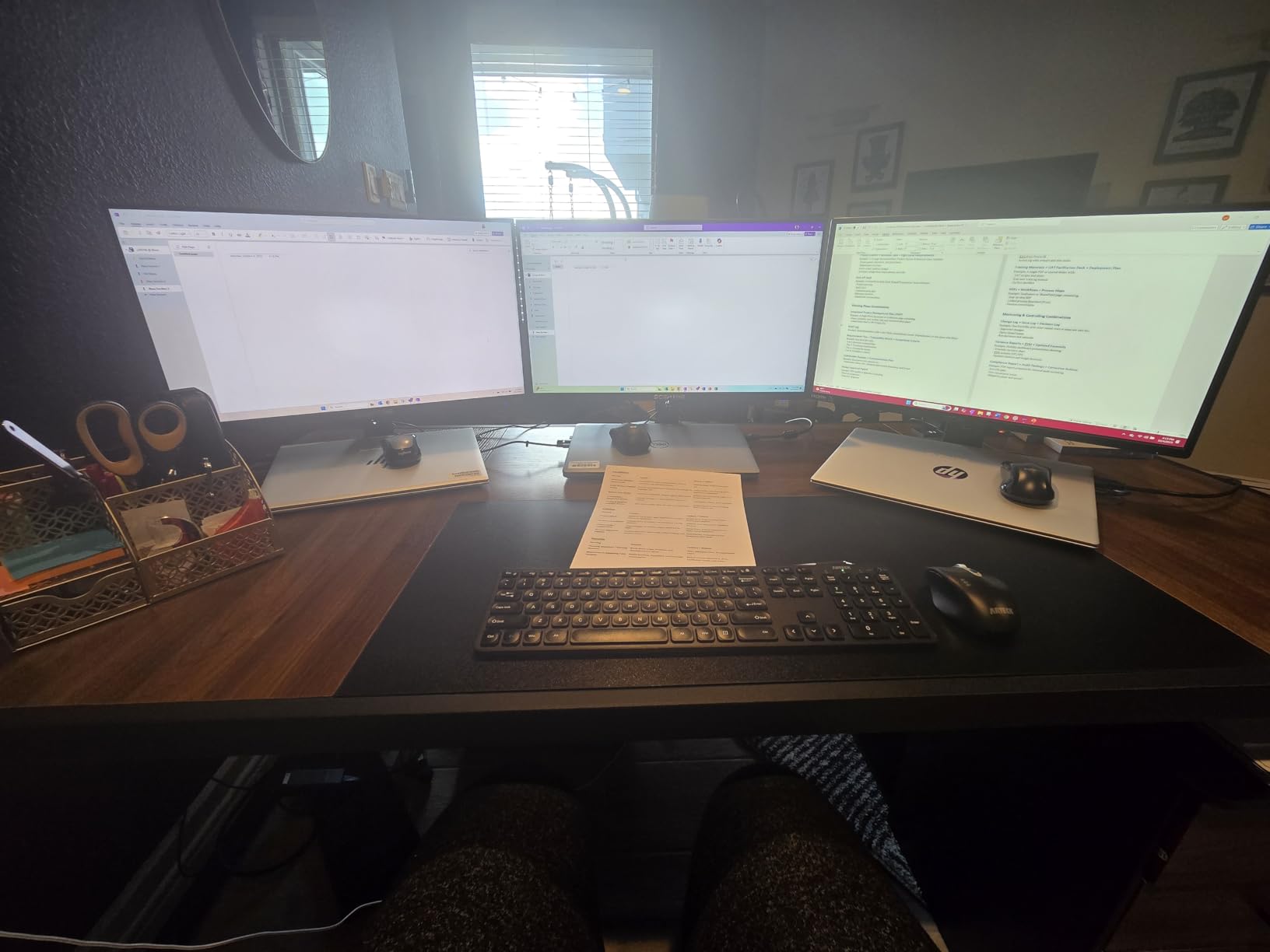 Sceptre 24-inch Prime Monitor Thin 1080p LED Monitor 99% sRGB 2x HDMI VGA Build-in Speakers, Machine Black (E248W-19203R 2025 Series) Customer Review Sceptre 24-inch Prime Monitor Thin 1080p LED Monitor 99% sRGB 2x HDMI VGA Build-in Speakers, Machine Black (E248W-19203R 2025 Series) - Customer Photo 2