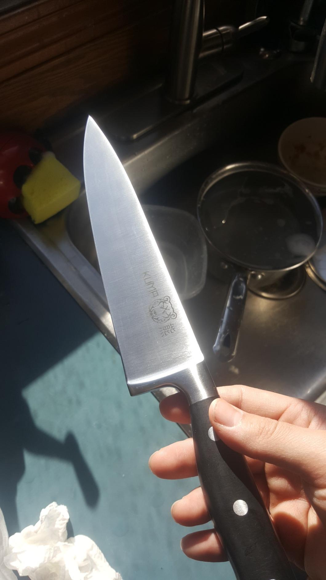 KUMA Multipurpose Chef Knife - 8 Inch Professional Sharp knife - Kitchen knife For Cutting, Chopping and Dicing With Incomparable Ergonomic Grip Customer Review KUMA Multipurpose Chef Knife - 8 Inch Professional Sharp knife - Kitchen knife For Cutting, Chopping and Dicing With Incomparable Ergonomic Grip - Customer Photo 4