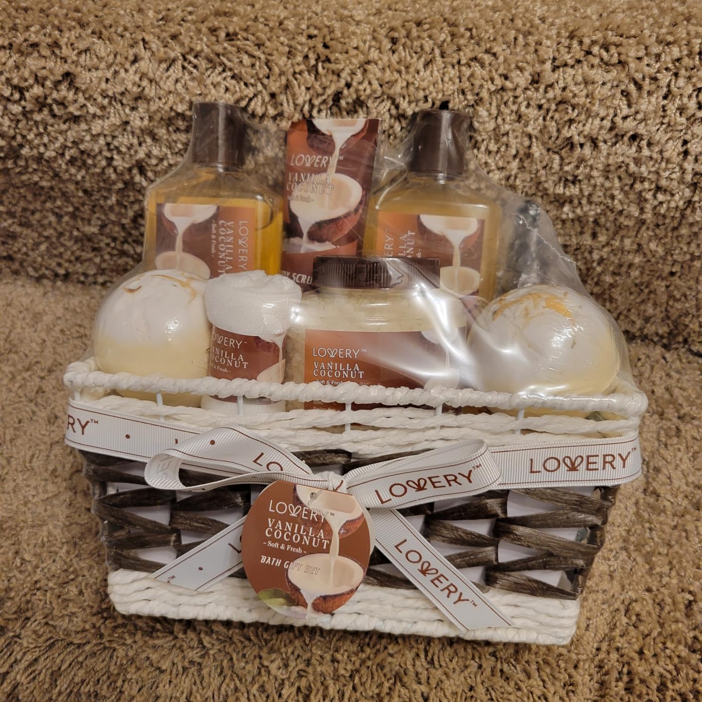 Gifts For Women Gift Basket for Women– 9 Piece Christmas Gifts Set of Vanilla Coconut Home Spa Set, Luxurious Holiday Bath and Body Sets Includes Fragrant Lotions, Extra Large Bath Bombs, Coconut Oil - Customer Photo 2