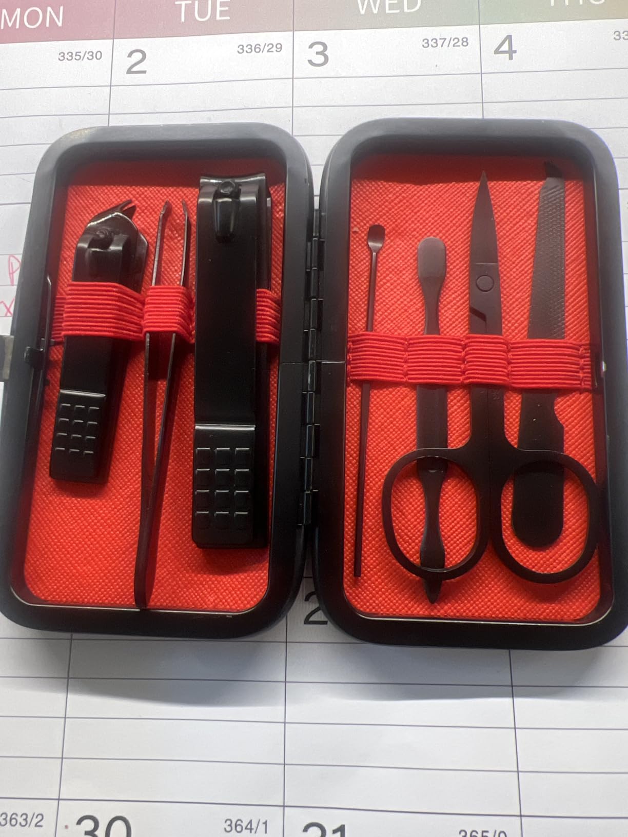 Manicure set Men Personal Care Tools Accessories Finger and Toe Nail Clippers Kit Professional Manicure Pedicure Kit With Travel Case Nail Grooming Kit Present for Men Women Stocking Stuffers - Customer Photo 1