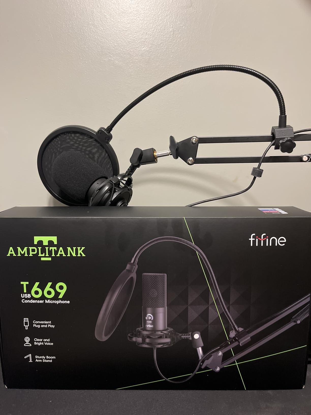 FIFINE Studio Condenser USB Microphone Computer PC Microphone Kit with Adjustable Boom Arm Stand Shock Mount for Instruments Voice Overs Recording Podcasting YouTube Vocal Gaming Streaming-T669 - Customer Photo 001