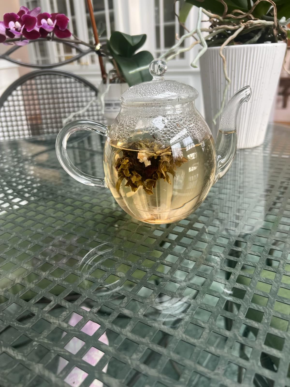 Creano Blooming Tea Gift Set with Glass Teapot 17oz (500ml) - Green Tea Fruity Flavoured Tea Flowers in 6 Varieties - Flowering Tea Gift for Easter Customer Review Creano Blooming Tea Gift Set with Glass Teapot 17oz (500ml) - Green Tea Fruity Flavoured Tea Flowers in 6 Varieties - Flowering Tea Gift for Easter - Customer Photo 1