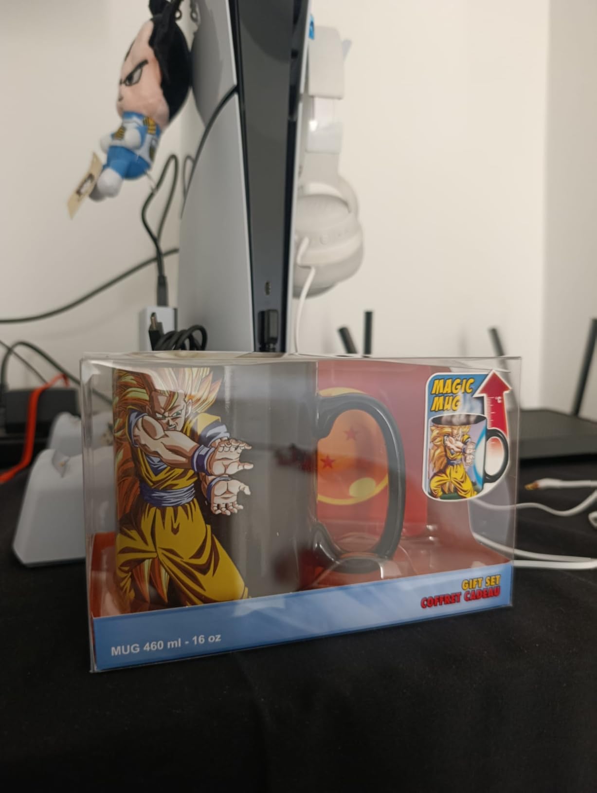 ABYSTYLE Ceramic Coffee Mug Dragon Ball Z - 16 oz Heat Change Mug with Color Changing Effect, DBZ Merch for Home & Kitchen, Dragon Ball Fans Gift Anime - Customer Photo 1