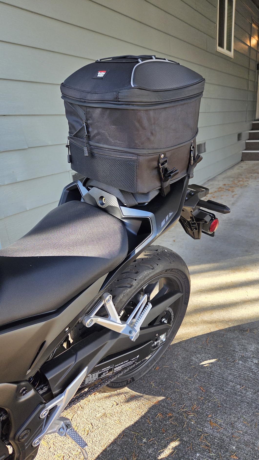 KEMIMOTO Motorcycle Tail Bag, Dual Use Motorcycle Rear Seat Bag with Waterproof Rain Cover, 22L-34L Expandable Motorbike Helmet Bag Luggage Storage Backpack with 6 straps - Customer Photo 1