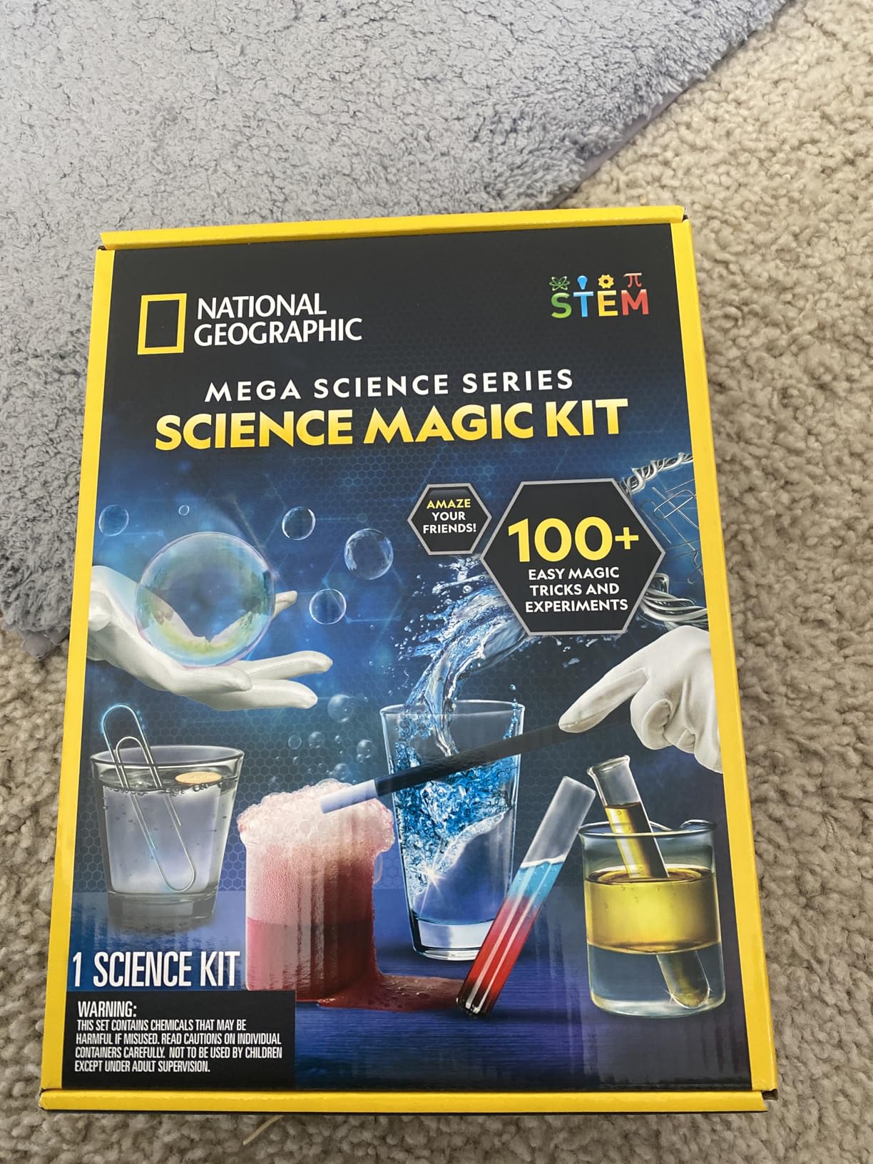 NATIONAL GEOGRAPHIC Science Magic Kit - Science Kit for Kids with 100+ Unique Experiments and Magic Tricks, Chemistry Set and STEM Project, A Great Gift for Boys and Girls (Amazon Exclusive) Customer Review NATIONAL GEOGRAPHIC Science Magic Kit - Science Kit for Kids with 100+ Unique Experiments and Magic Tricks, Chemistry Set and STEM Project, A Great Gift for Boys and Girls (Amazon Exclusive) - Customer Photo 1