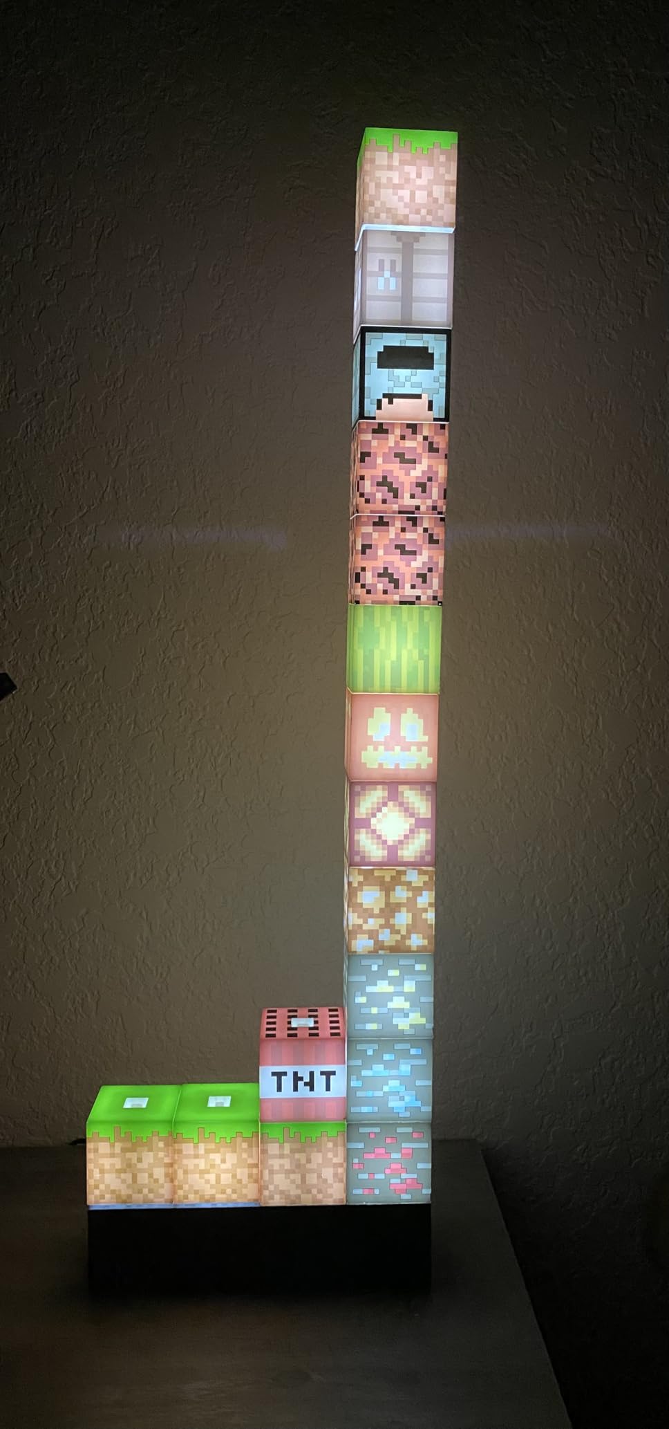 Paladone Minecraft Building Block Night Light – Officially Licensed LED Lamp for Boys' Bedrooms, Gaming Decor & Gifts – Fun Minecraft Room Accessory - Customer Photo 1