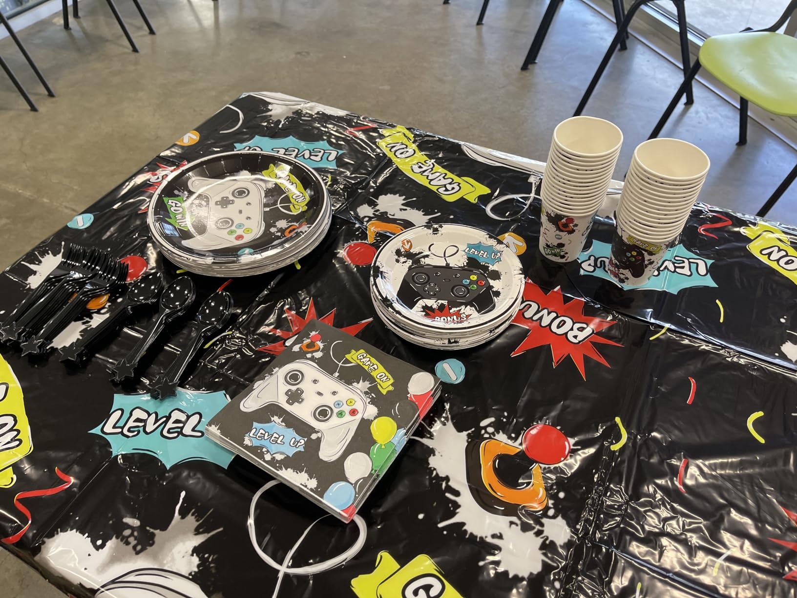 WERNNSAI Dinosaur Party Decorations - 130 PCS Watercolor Dinosaur Party Supplies Dino Plates and Napkins for Birthday Plates Napkins Tablecloth Cups Cutlery Bag Utensils Serves 16 Guests - Customer Photo 1