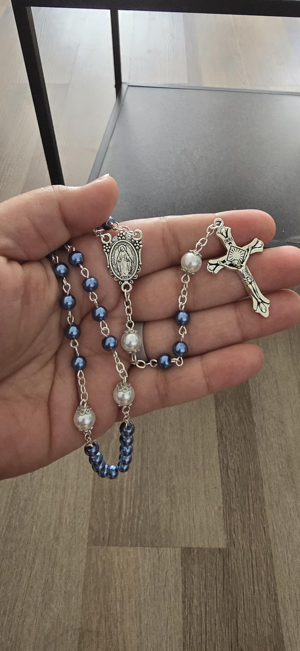 HanlinCC 6mm Glass Pearl Beads with 8mm Our Father Beads with Caps Rosary Pack in Miraculous Metal Gift Box - Customer Photo 2