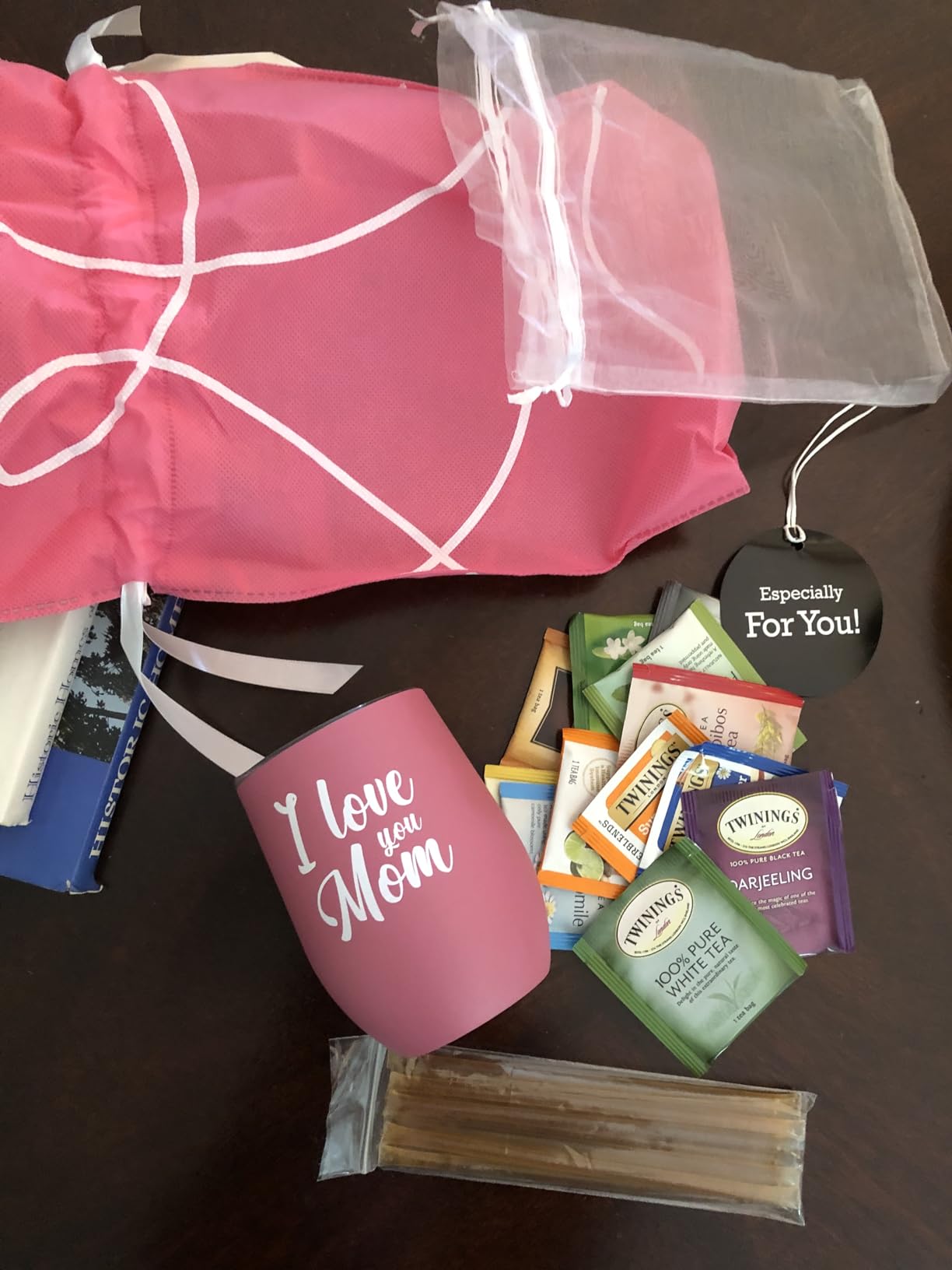 Coffee Lovers Gifts Basket - Gift Sets Include Temperature Retention Insulated Cup and 5 Special Blend Full Pot Ground-Coffee Samplers Presented in Beautiful Gift Bag For Women & Men - Customer Photo 2