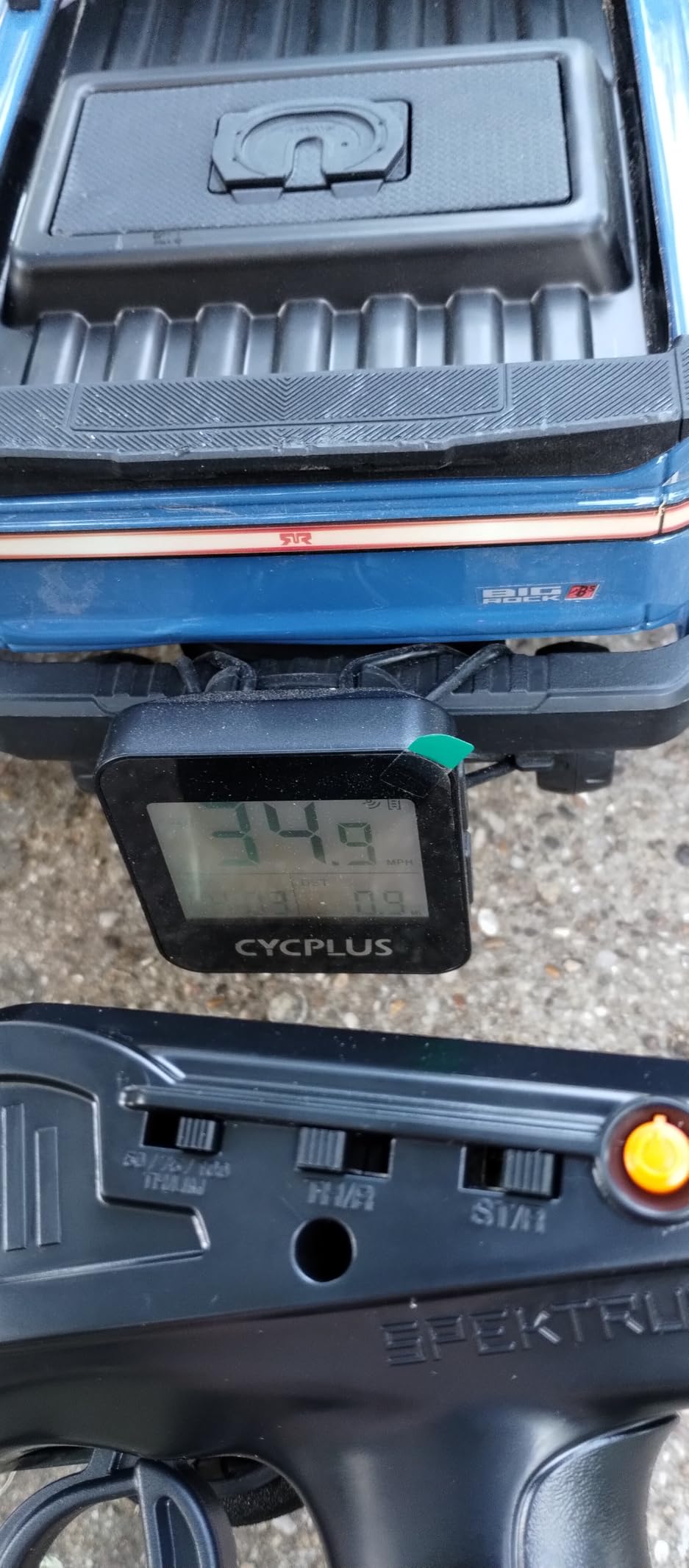 CYCPLUS GPS Bike Computer, Wireless Cycling Computer with Automatic Backlight, Bicycle Speedometer Odometer with Waterproof and Lager Battery, Provide Professional Data Analysis - Customer Photo 2