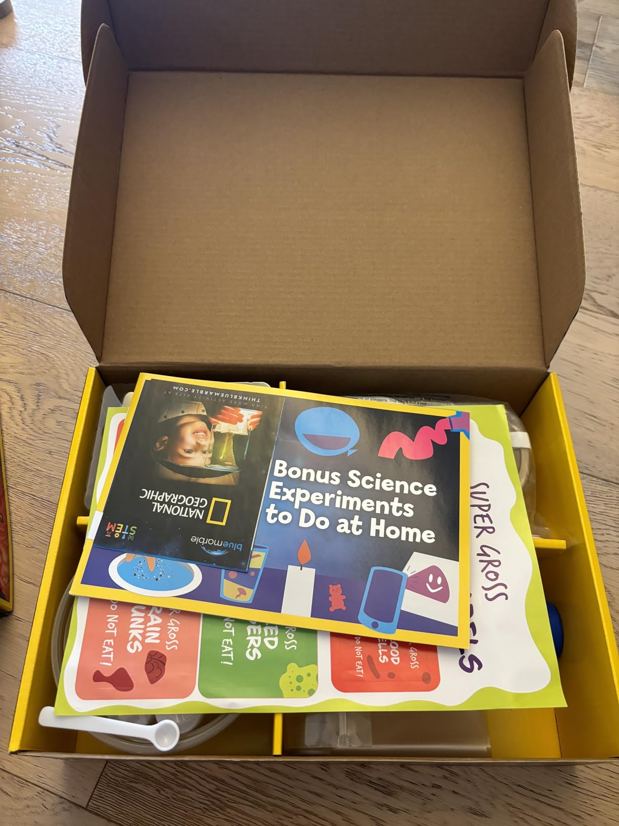 National Geographic Gross Science Kit - 45 Gross Science Experiments- Dissect a Brain, Make Slime, Creepy STEM Project for Boys and Girls, Birthday Gifts for Kids 8-12 (Amazon Exclusive) Customer Review National Geographic Gross Science Kit - 45 Gross Science Experiments- Dissect a Brain, Make Slime, Creepy STEM Project for Boys and Girls, Birthday Gifts for Kids 8-12 (Amazon Exclusive) - Customer Photo 2