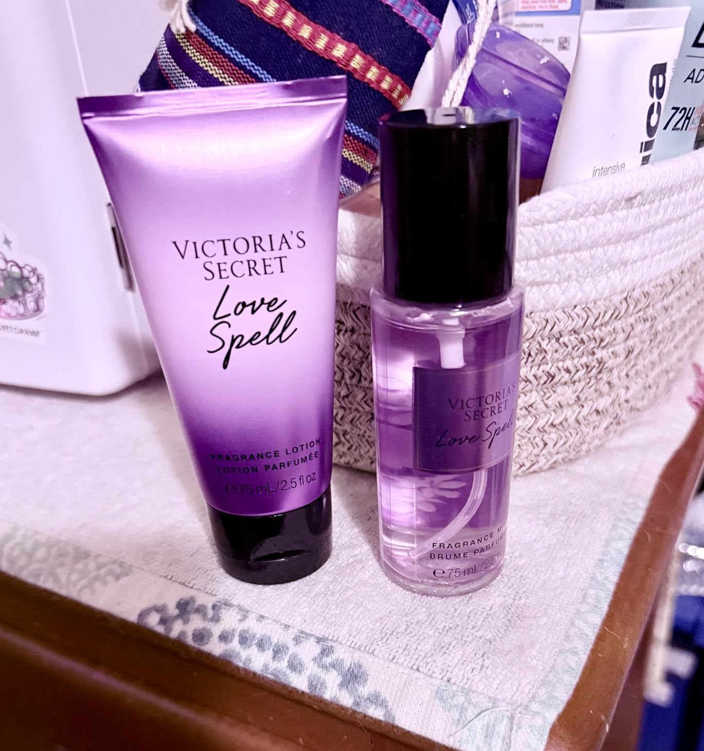 Victoria's Secret Love Spell Mini Fragrance Duo Gift Set, Notes of Cherry Blossom and Fresh Peach Customer Review Victoria's Secret Love Spell Mini Fragrance Duo Gift Set, Notes of Cherry Blossom and Fresh Peach - Customer Photo 1