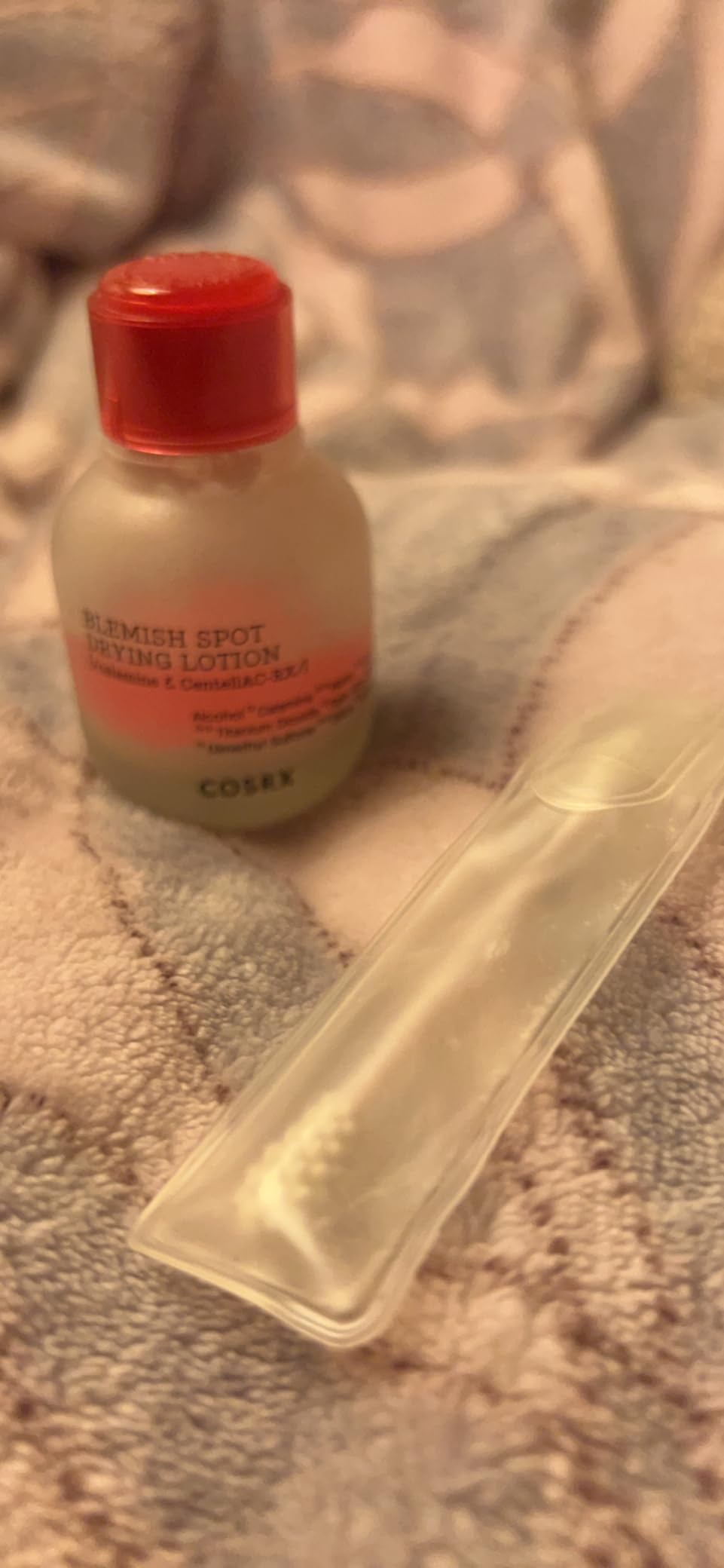 COSRX Acne Blemish Spot Drying Lotion 1.01 fl. oz / 30ml Dry and Reduce Blemish Spot, Pimple, Whitehead, Spot Treatment, Korean Skin Care Customer Review COSRX Acne Blemish Spot Drying Lotion 1.01 fl. oz / 30ml Dry and Reduce Blemish Spot, Pimple, Whitehead, Spot Treatment, Korean Skin Care - Customer Photo 1
